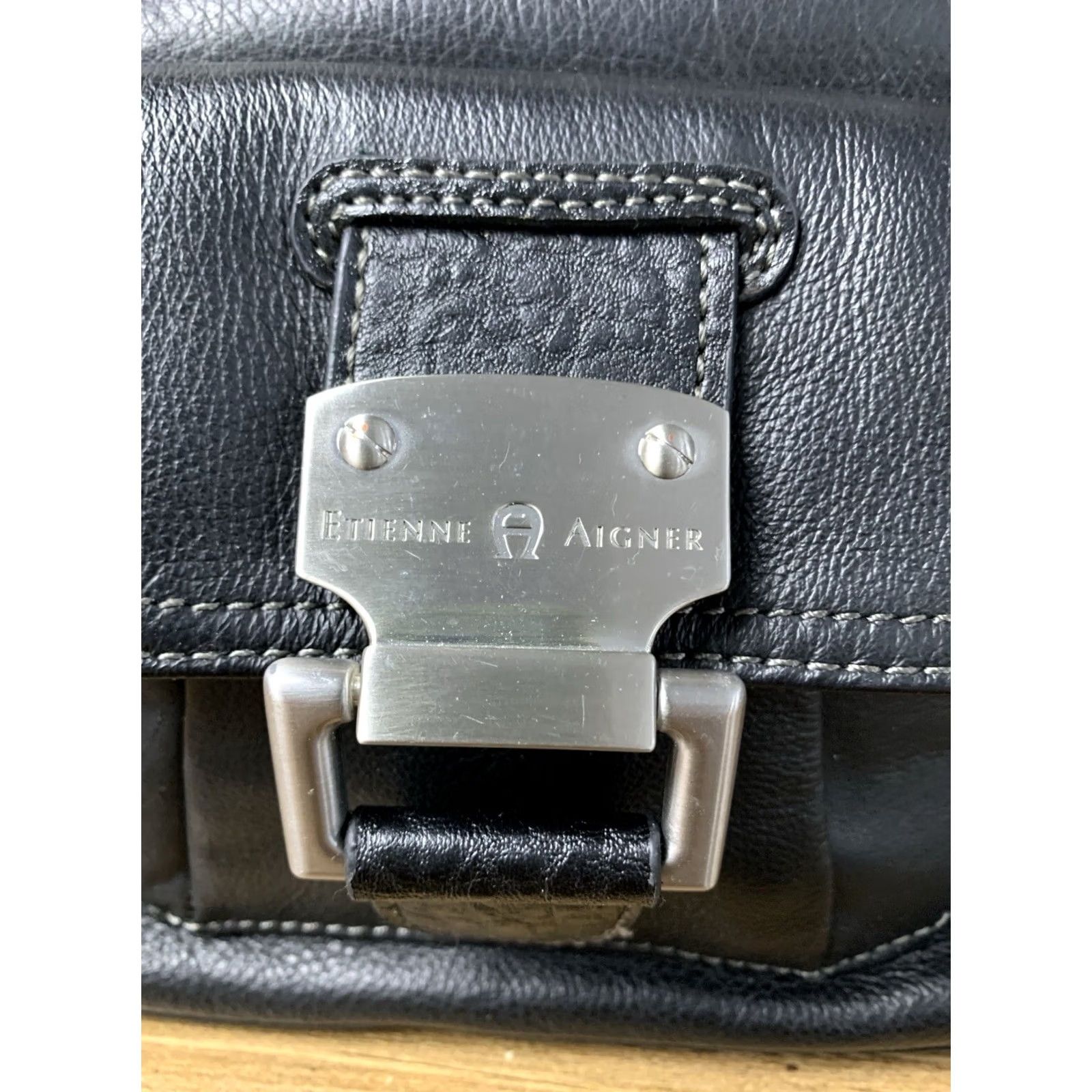 Etienne Aigner Etienne Aigner Shoulder Bag Leather Black Purse Handbag Buckle Snap Size ONE SIZE - 3 Thumbnail
