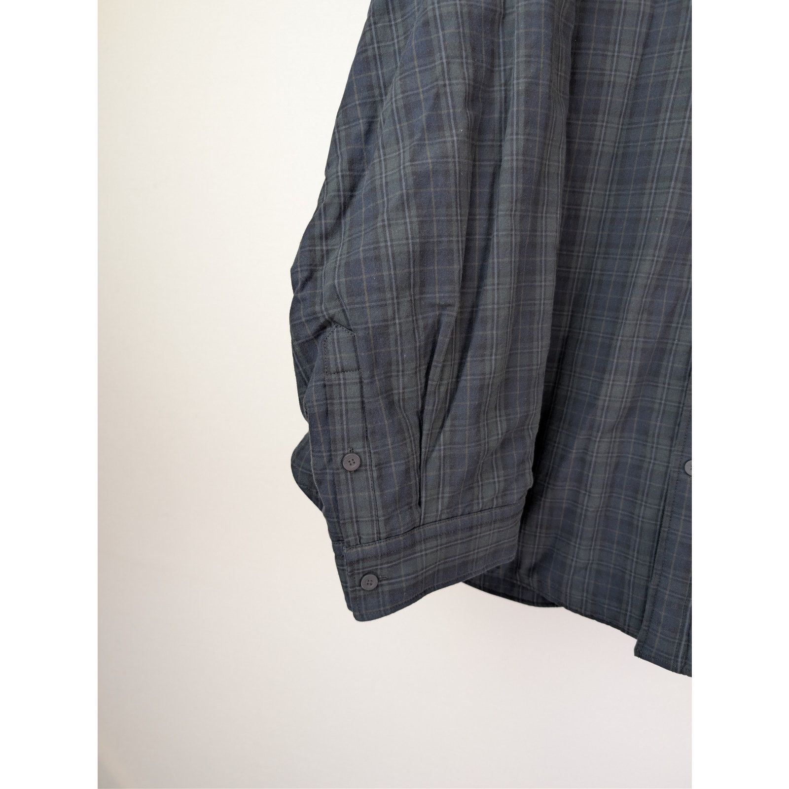 Balenciaga o1rshd1 Light Check Flannel Detachable Sleeves Shirt Size US M / EU 48-50 / 2 - 5 Thumbnail
