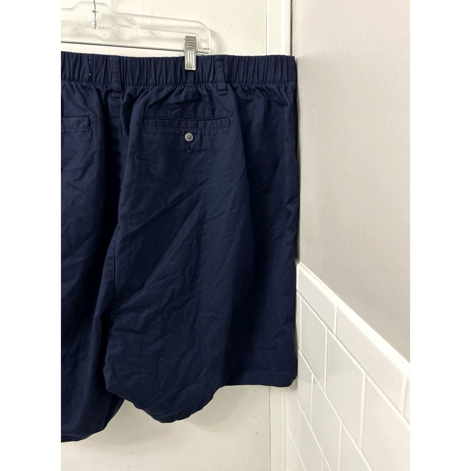Old Navy Old Navy Everyday Shorts Mens 4XL Navy Blue Elastic Waist Cotton Stretch NWT Regular VINTAGE? Size US 39 - 6 Thumbnail