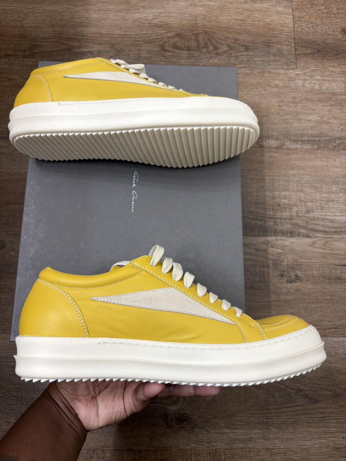 Rick Owens **RARE Rick Owens Vintage Sneak Lemon/Milk/Milk Size US 7 / EU 40 - 16 Thumbnail