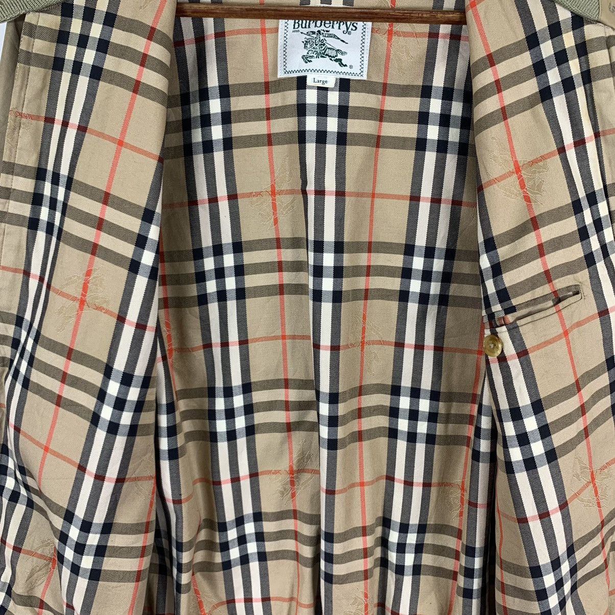 Burberry VINTAGE BURBERRYS NOVA CHECK BOMBER ZIPPER JACKET Size US L / EU 52-54 / 3 - 15 Thumbnail