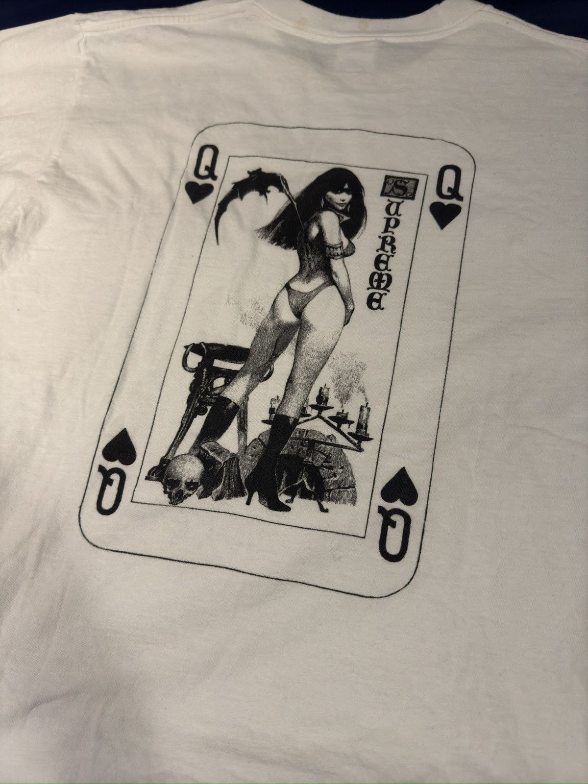 Supreme Supreme Vampirella Card Tee Size US L / EU 52-54 / 3 - 3 Thumbnail