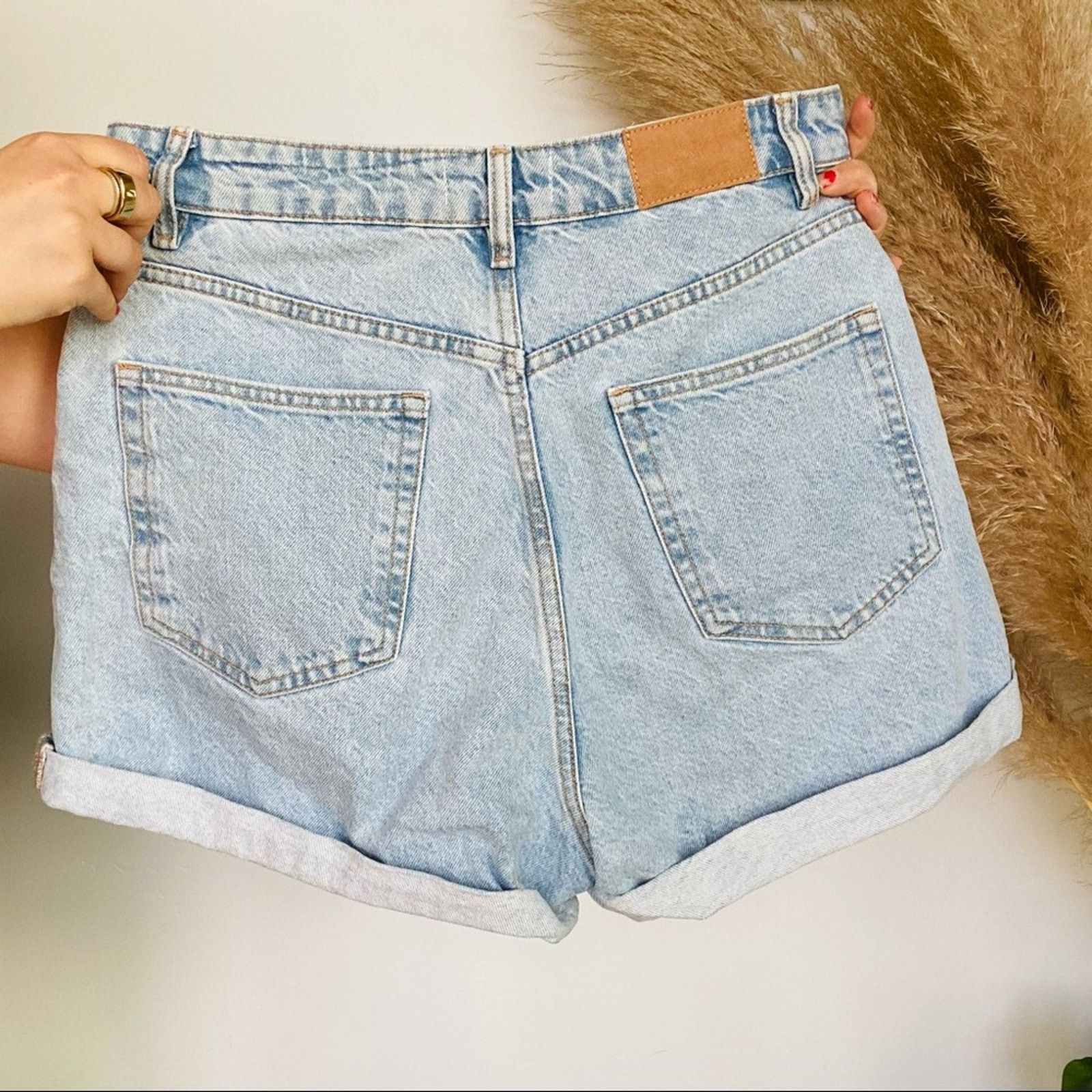 Zara ZARA Light Denim High Rise Mom Straight Jeans Vintage Shorts Size 30" / US 8 / IT 44 - 8 Thumbnail