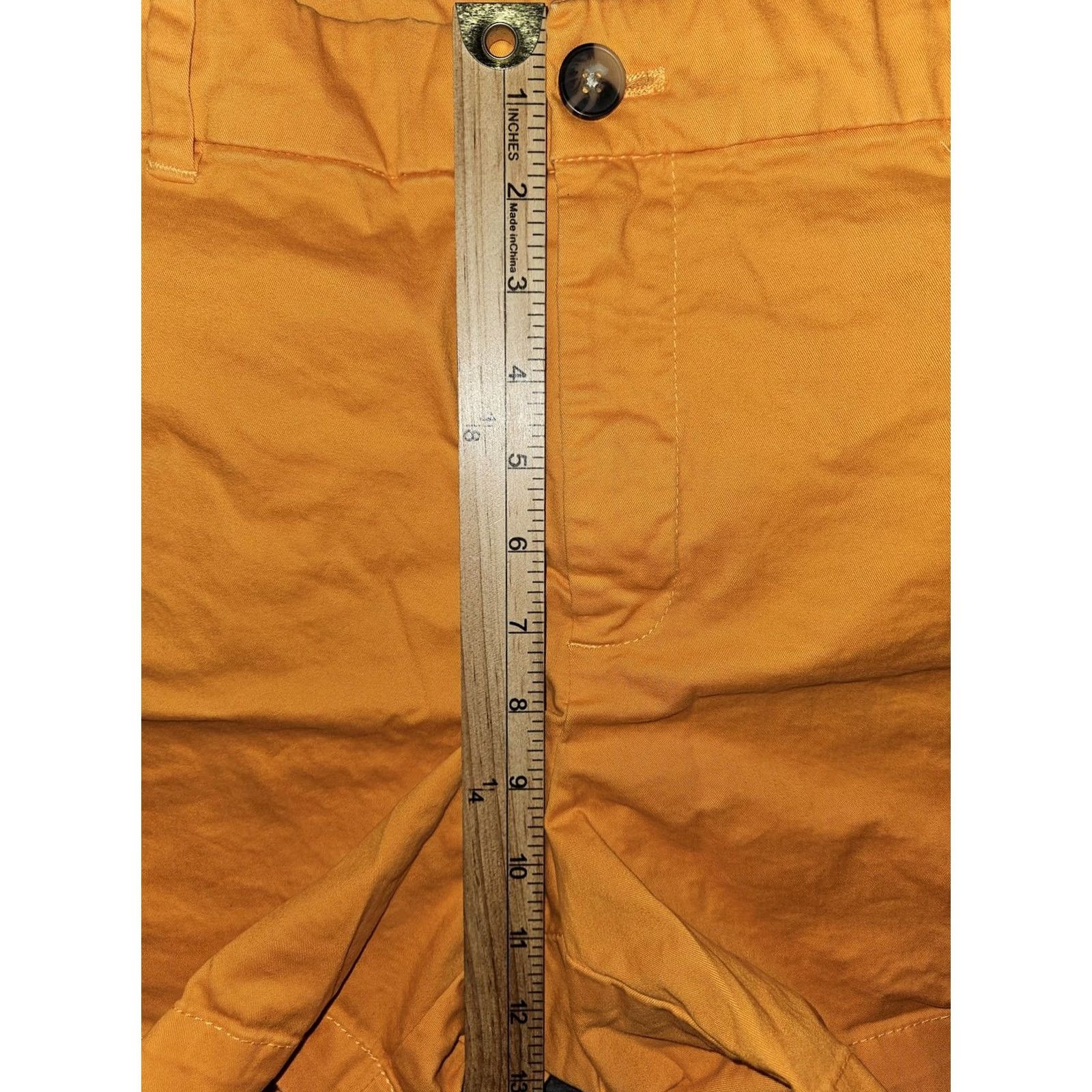 Tommy Hilfiger Tommy Hilfiger Chino Shorts Womens 14 Yellow 5 Inch Classic Stretch Twill Size 36" / US 14 / IT 50 - 5 Thumbnail