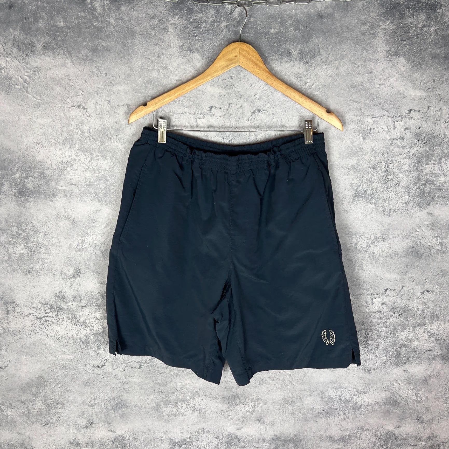 Fred Perry Fred Perry Men’s Black Polyester Logo Back Shorts M Vintage Size US 31 - 2 Thumbnail