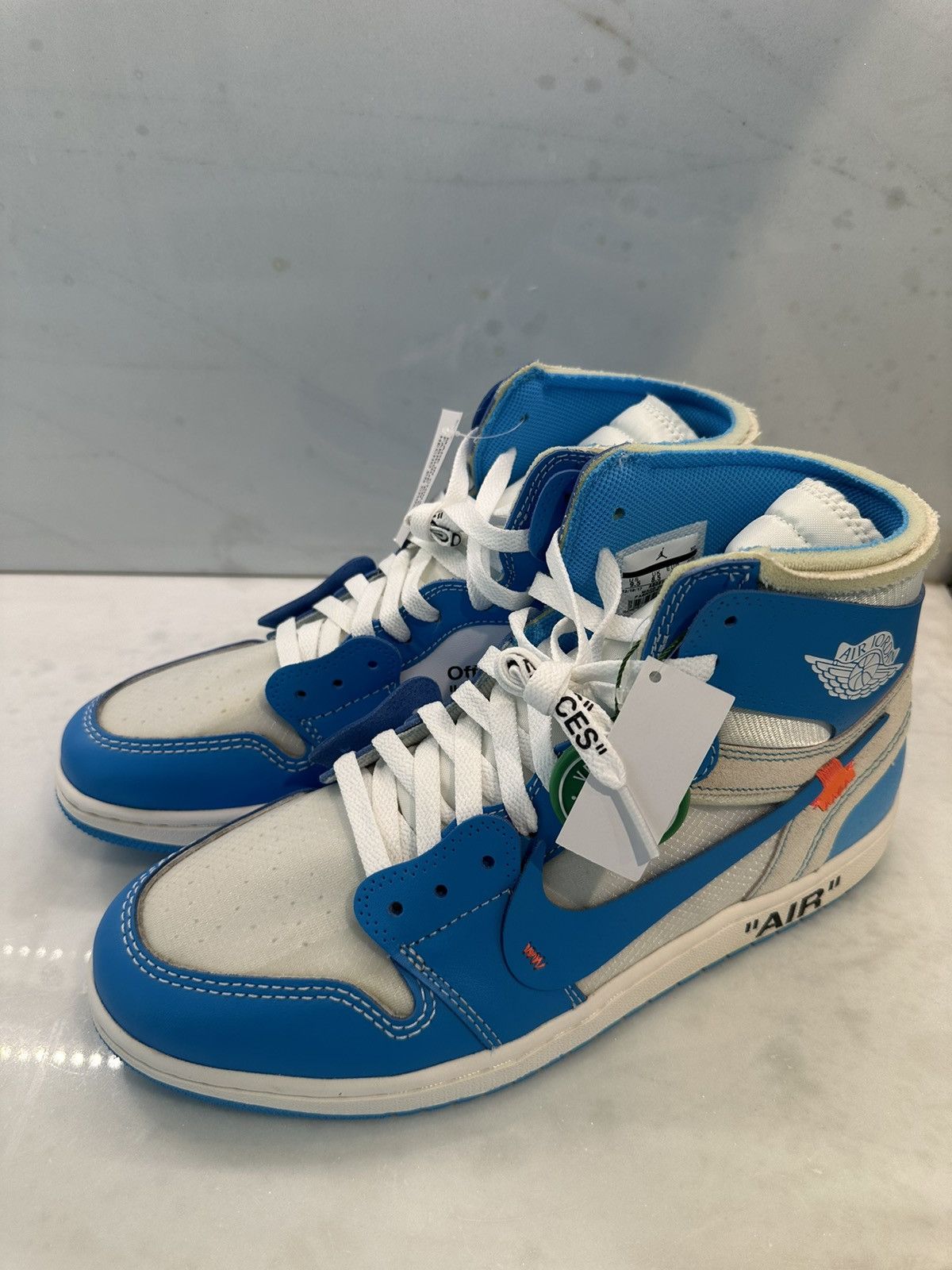 Nike Jordan 1 Off-White University Blue Size US 9.5 / EU 42-43 - 3 Thumbnail