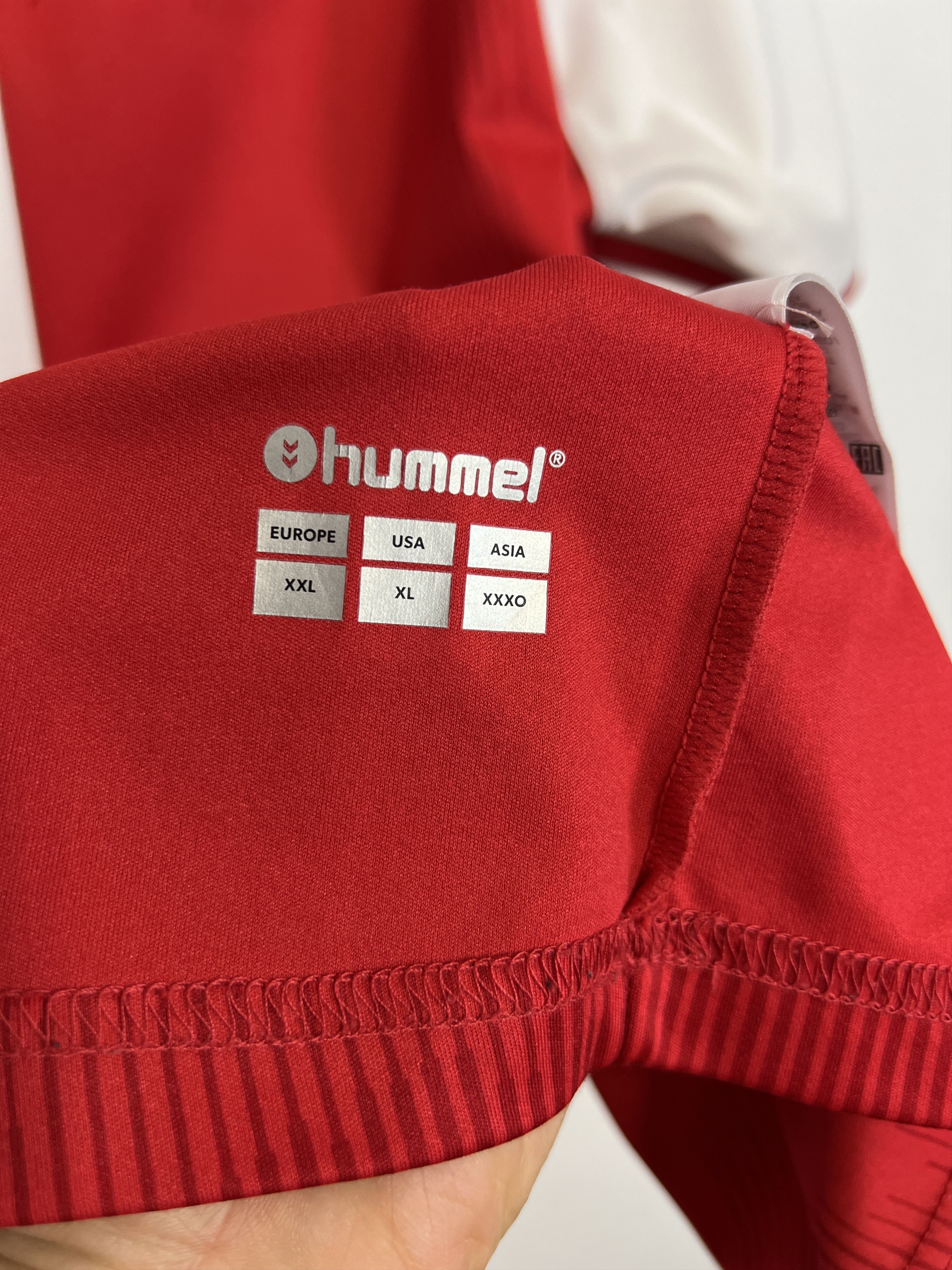 Hummel Denmark football shirt Soccer #19 Wind Jersey Trikot Rare Size US XL / EU 56 / 4 - 8 Thumbnail