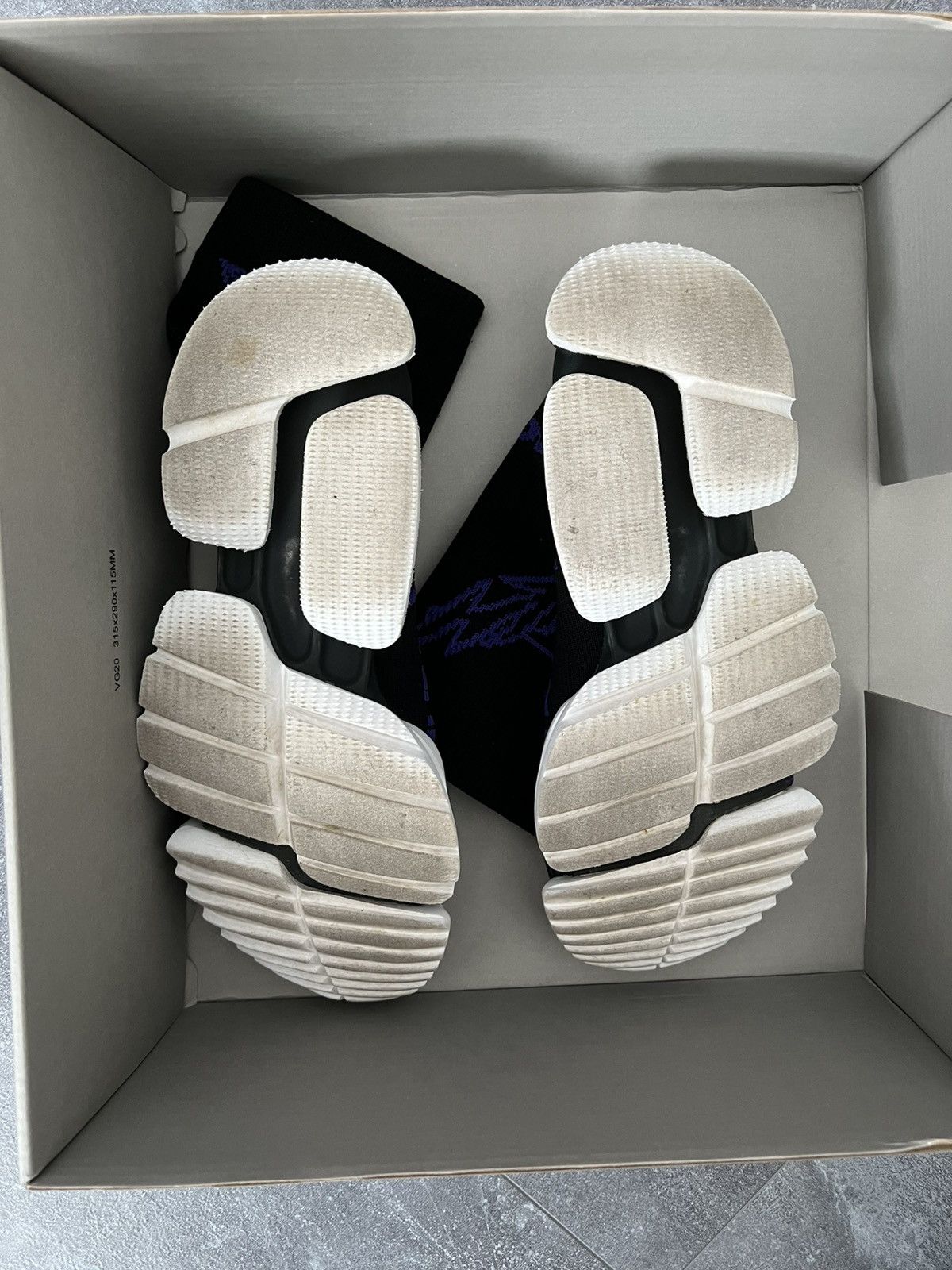 Reebok × Vetements Vetements Reebok Metal Sock Runner Sneaker Size US 6.5 / EU 39-40 - 5 Thumbnail