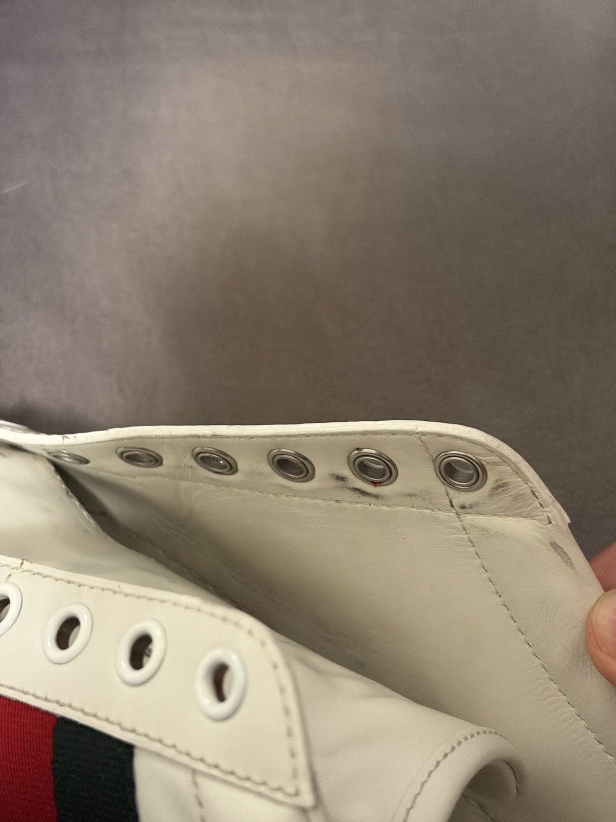 Gucci Gucci Ace Bee Embroidery Sneakers White Size US 7.5 / EU 40-41 - 14 Thumbnail