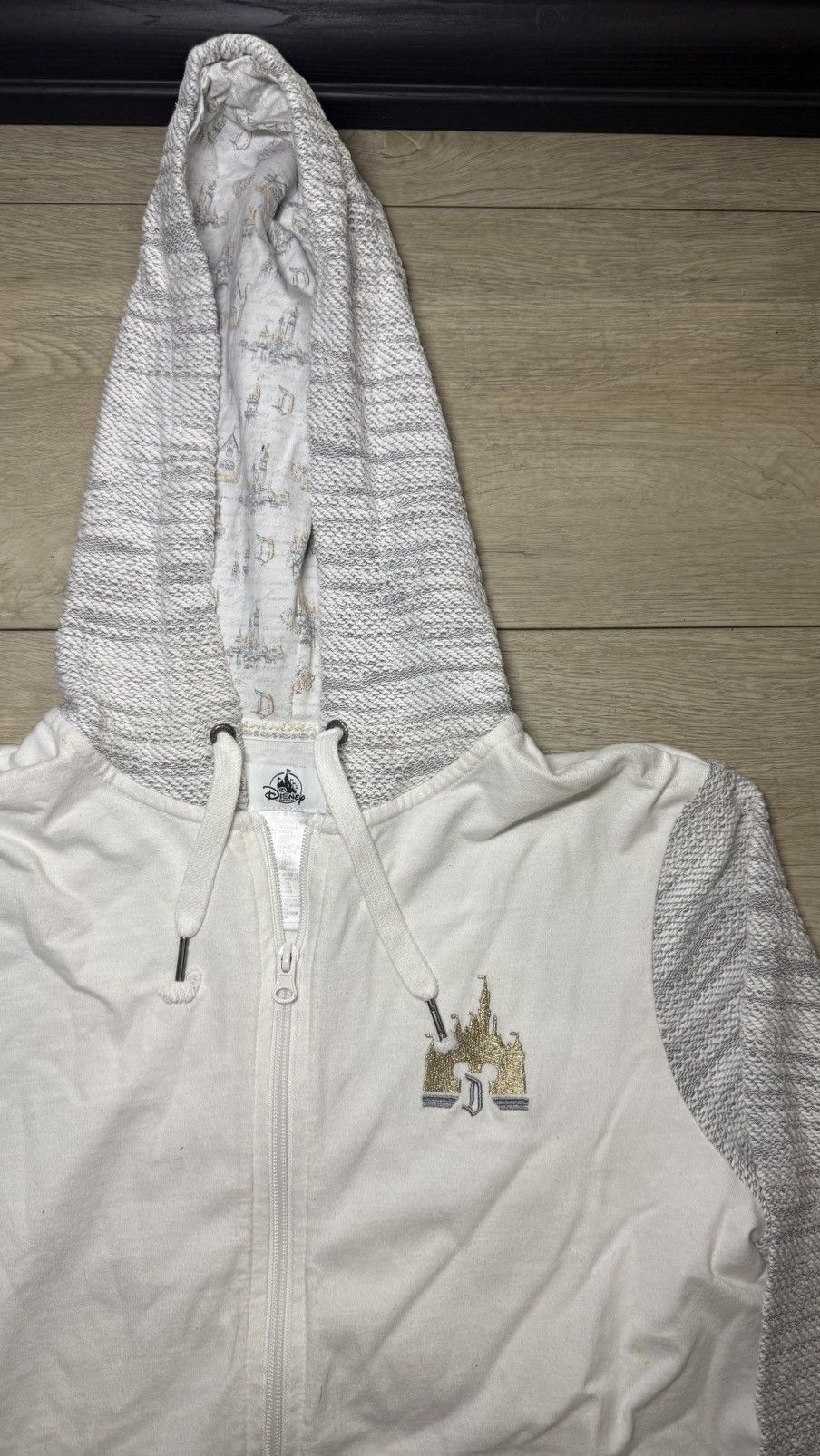 Disney Vintage / Y2K Disney Silver Gold Cinderella Castle Hoodie Size XL / US 12-14 / IT 48-50 - 4 Thumbnail