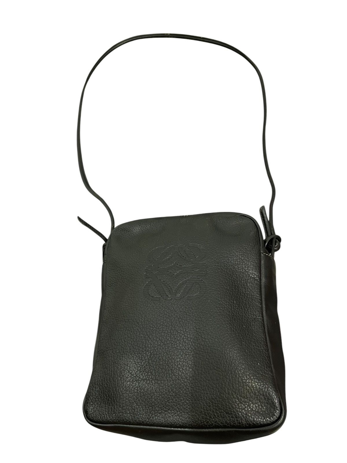 Loewe Full Leather Vtg Loewe Sling Cross Body Bag 1🟩7 Size ONE SIZE - 4 Thumbnail