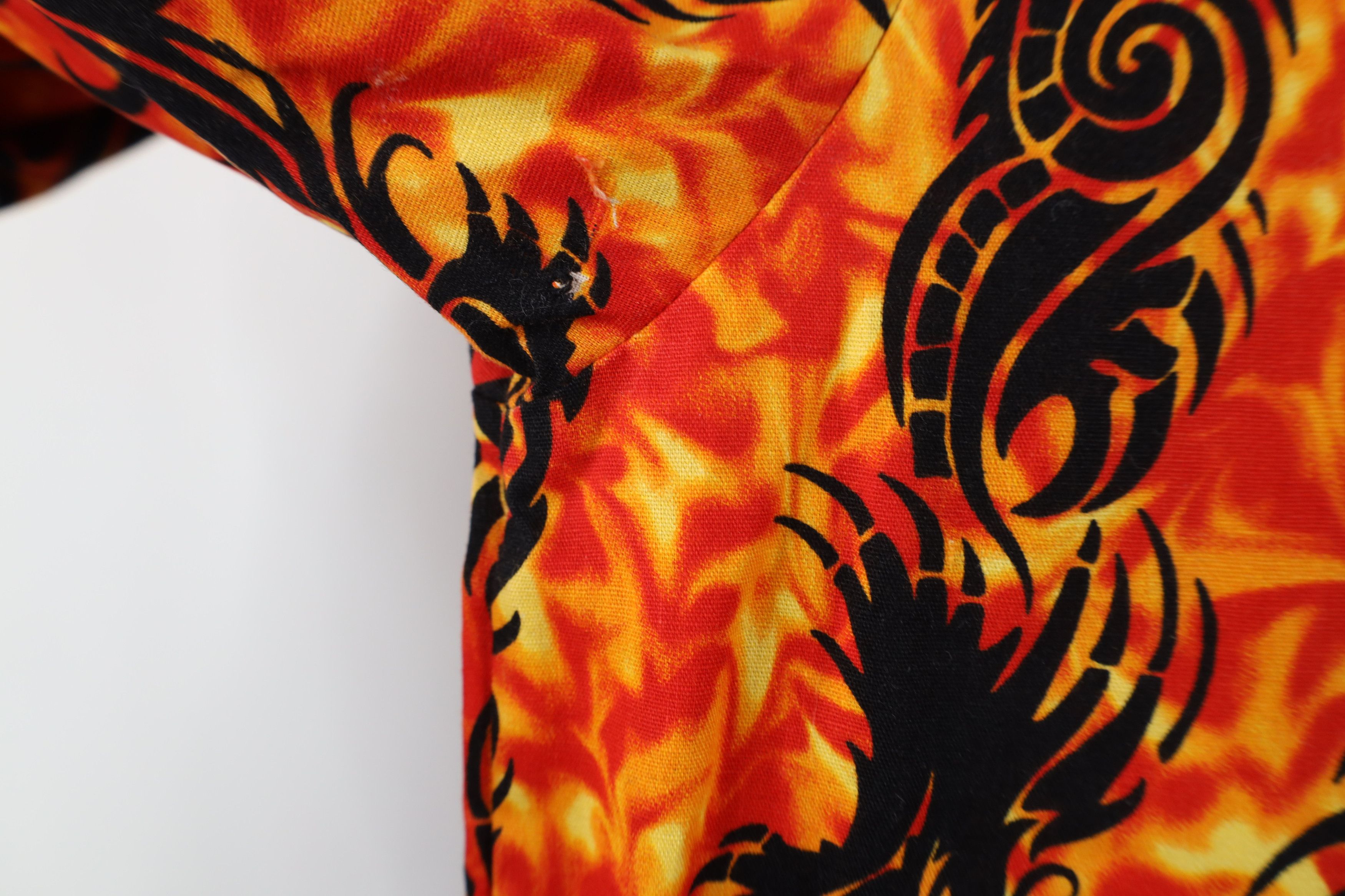 Vintage Vintage 90s Streetwear Dragon Fire Flames Button Shirt Size US XL / EU 56 / 4 - 5 Thumbnail