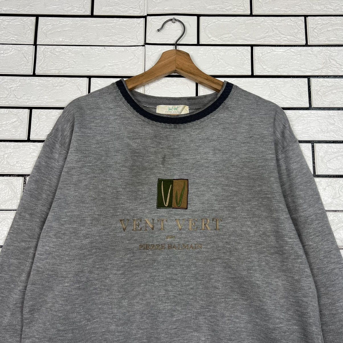 Pierre Balmain Vintage Vent Vert Par PIERRE BALMAIN Sweatshirt #4196-C190 Size US M / EU 48-50 / 2 - 2 Thumbnail