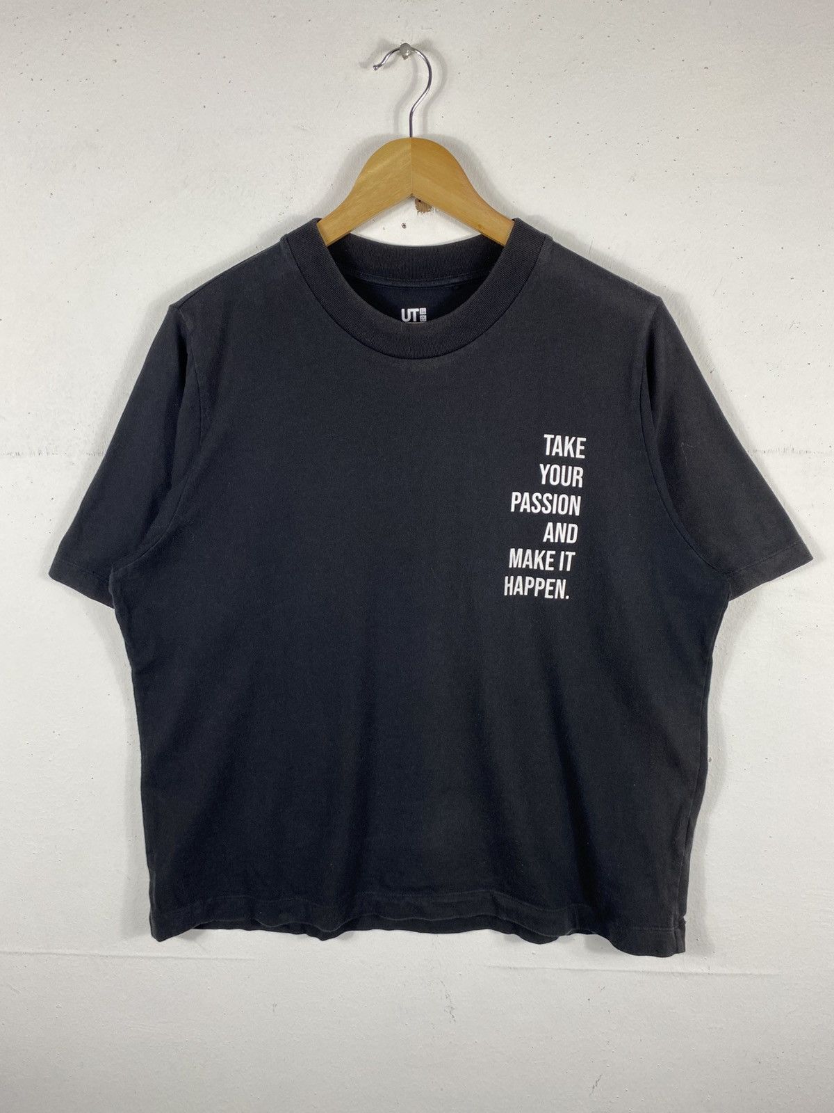 Uniqlo Uniqlo X 80s Movie Flashdance Big Print On Back T-Shirt Size US XL / EU 56 / 4 - 3 Thumbnail