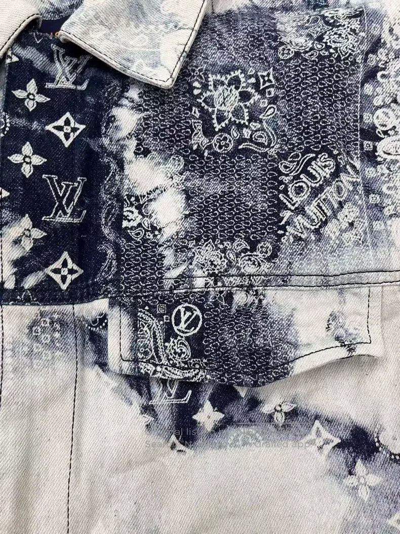 Louis Vuitton Louis Vuitton Denim Cashew Flower Tie-Dye Logo Print Short Size US M / EU 48-50 / 2 - 3 Thumbnail