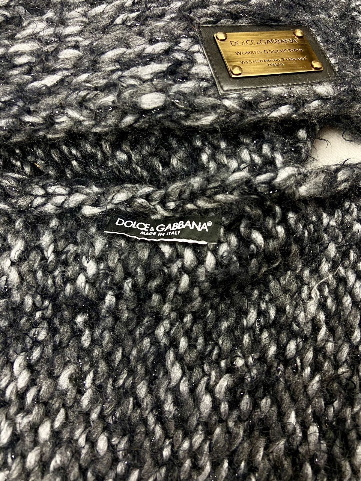Designer × Dolce & Gabbana Dolce & Gabbana Knitted Luxury Scarf With Lurex and Fringes Size ONE SIZE - 3 Thumbnail