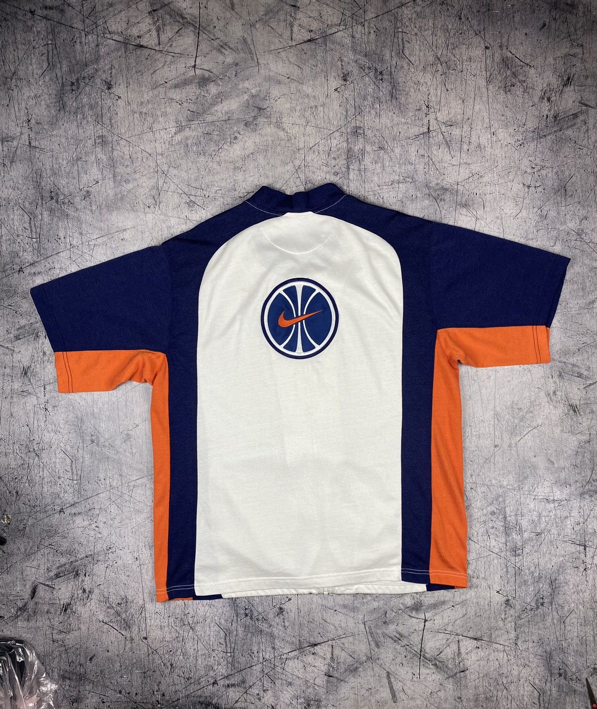 Nike × Vintage Vintage Nike NBA Big Logo Zip Tee T Shirts Size US M / EU 48-50 / 2 - 8 Thumbnail