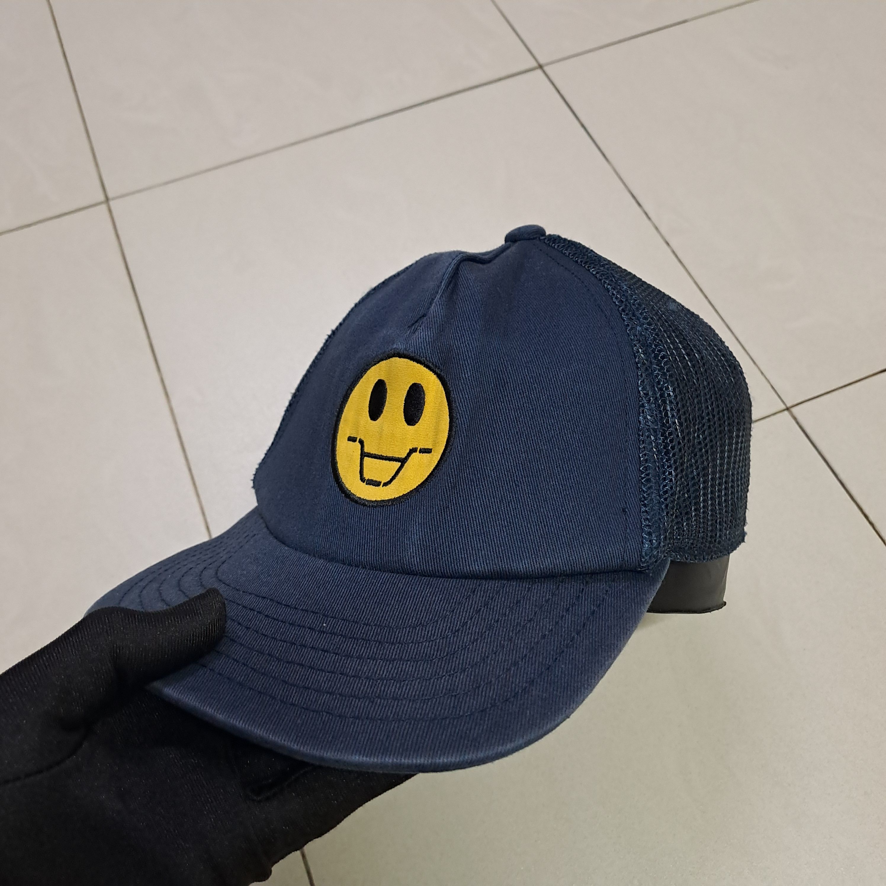 Vintage Vintage Smiley Face Trucker Hat/Cap Size ONE SIZE - 2 Thumbnail