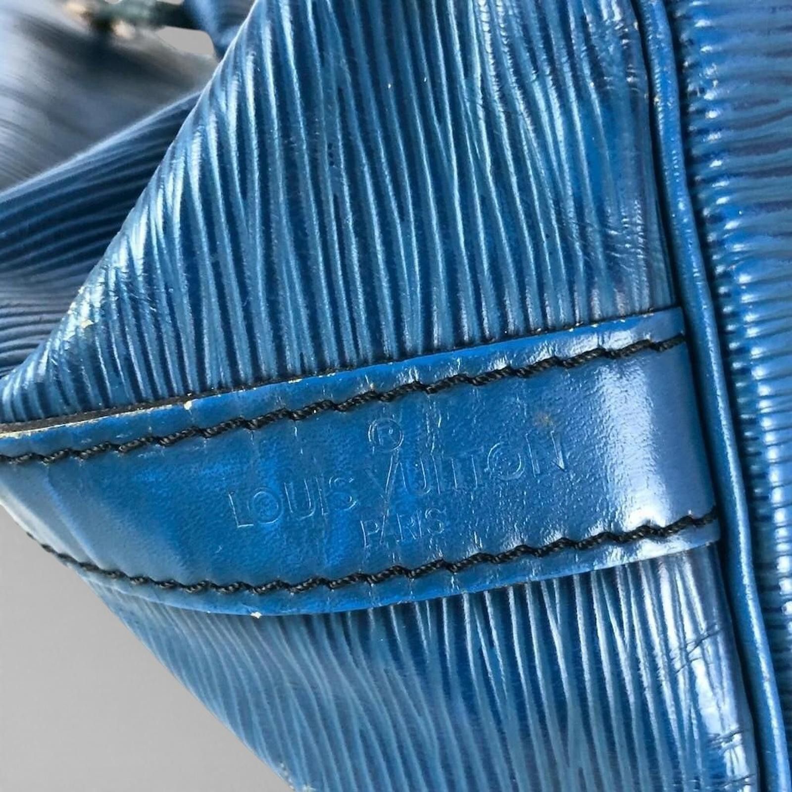 Louis Vuitton Louis Vuitton - Blue Epi Leather Bucket Bag Size ONE SIZE - 8 Thumbnail