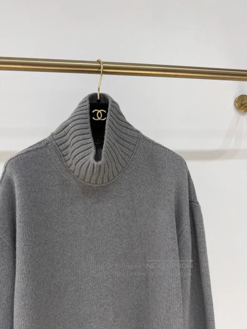 Loro Piana Loro Piana Loose Parksville High Neck Baby Cashmere Sweate Size M / US 6-8 / IT 42-44 - 2 Thumbnail