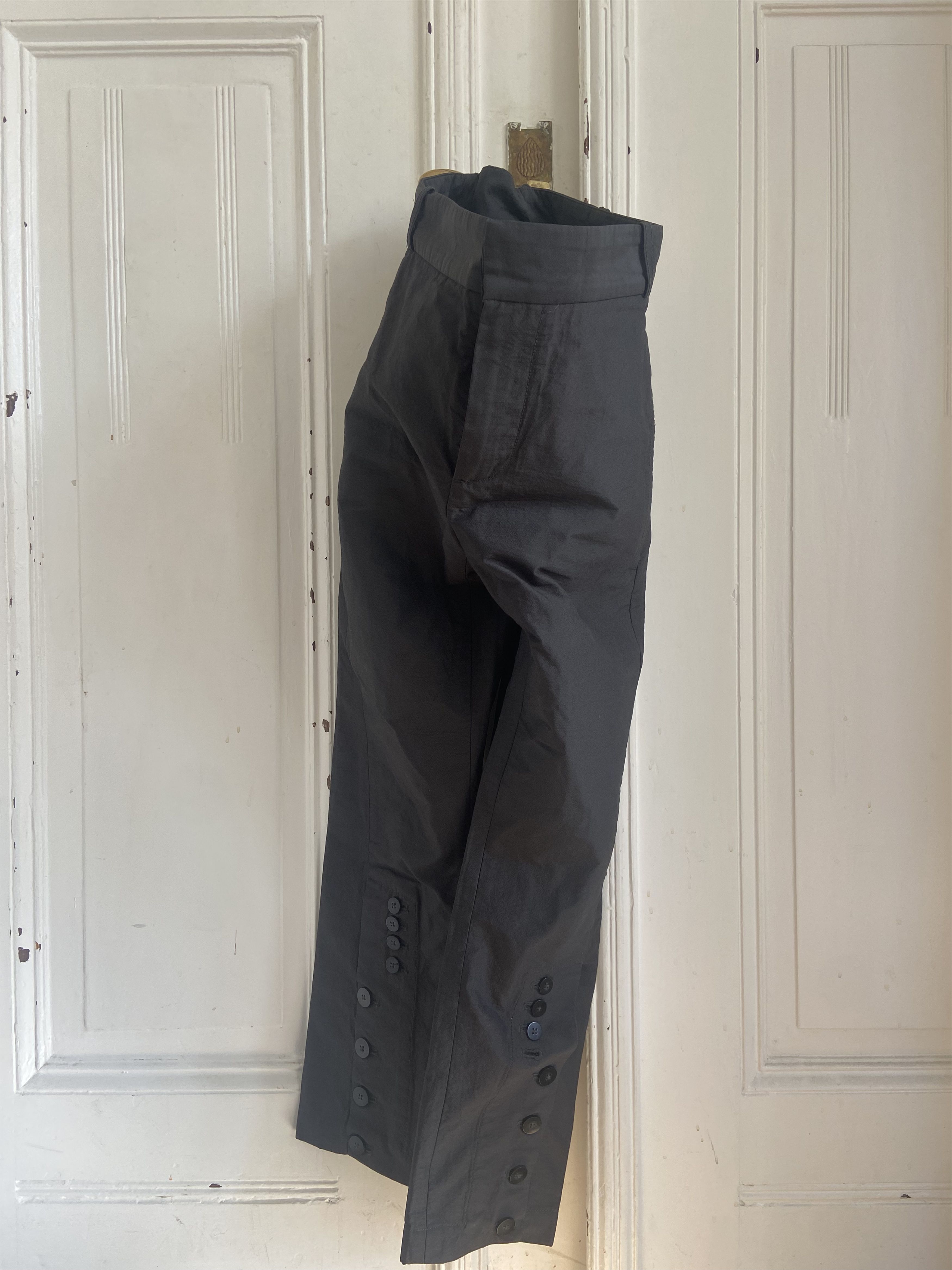 Ann Demeulemeester Ann Demeulemeester Cropped Trousers Size US 28 / EU 44 - 1 Thumbnail