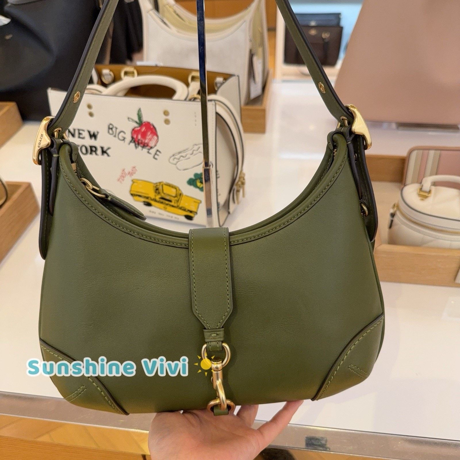 Coach NWT Coach Hamptons Hobo Bag Shoulder Bag Olive CW642 Size ONE SIZE - 2 Thumbnail
