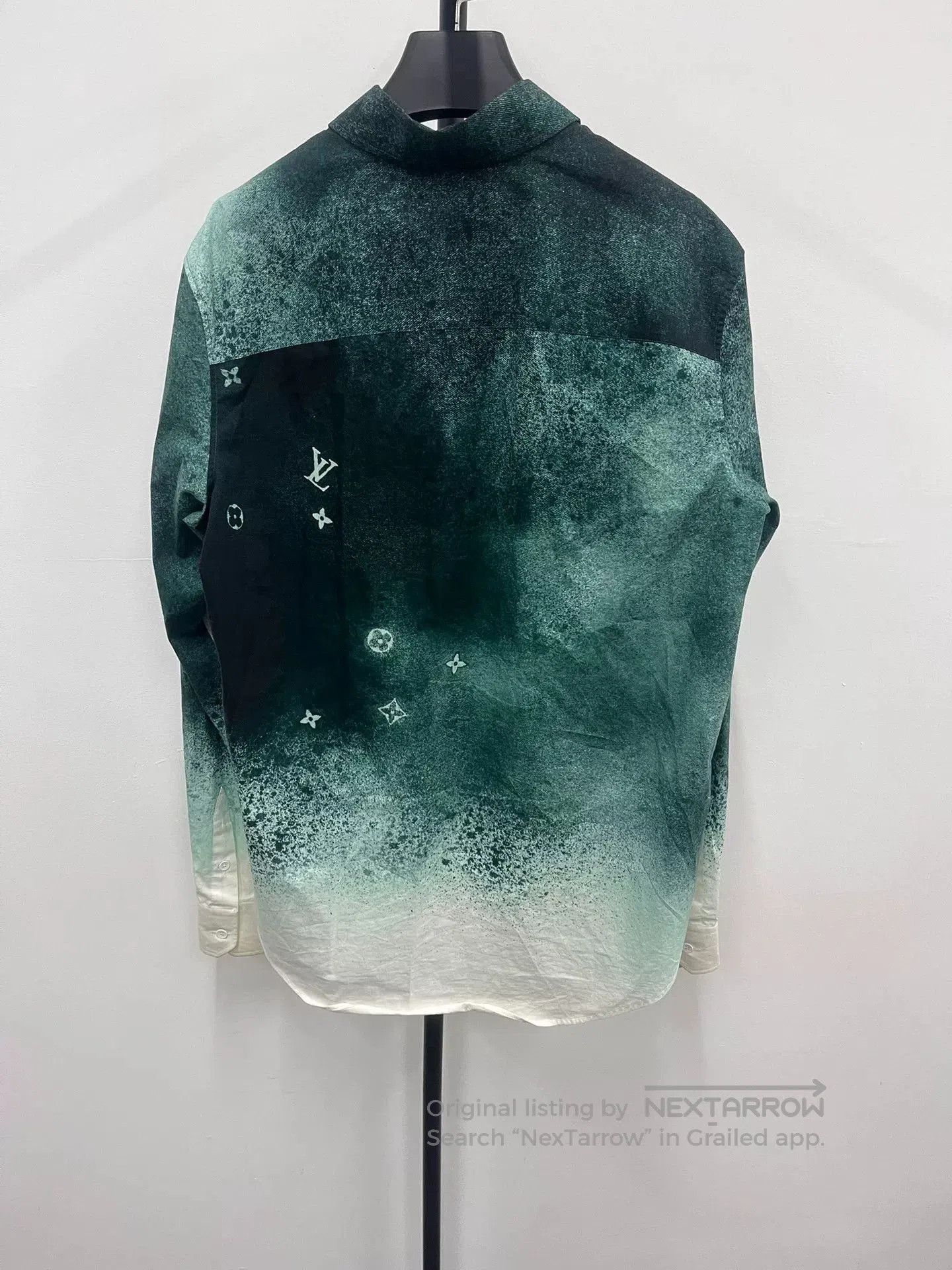 Louis Vuitton louis vuitton water ink long sleeve shirt. Size US M / EU 48-50 / 2 - 2 Thumbnail