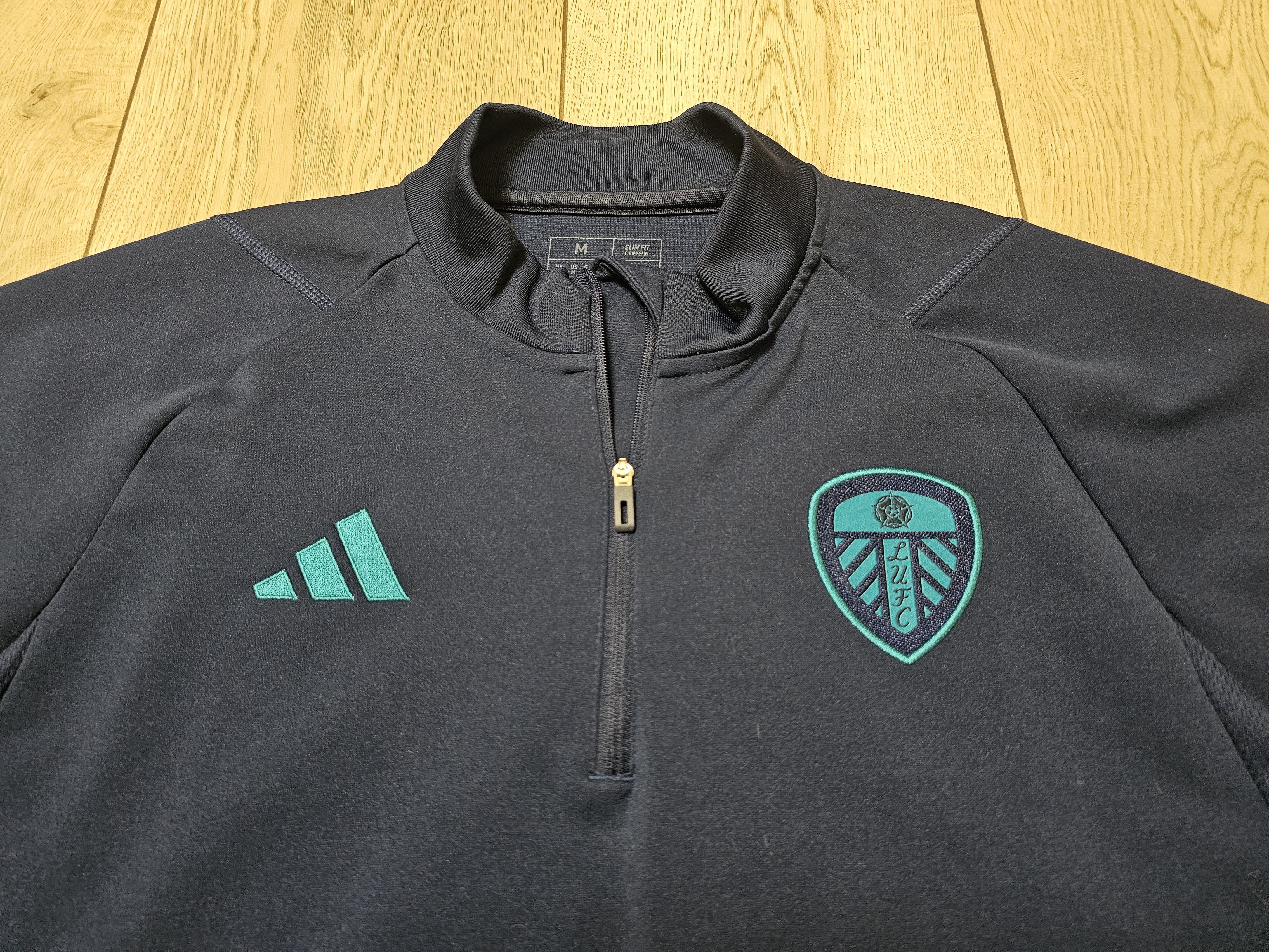 Adidas LEEDS UNITED 2023 FOOTBALL JACKET SOCCER JACKET 1/3 ZIP Size US M / EU 48-50 / 2 - 3 Thumbnail