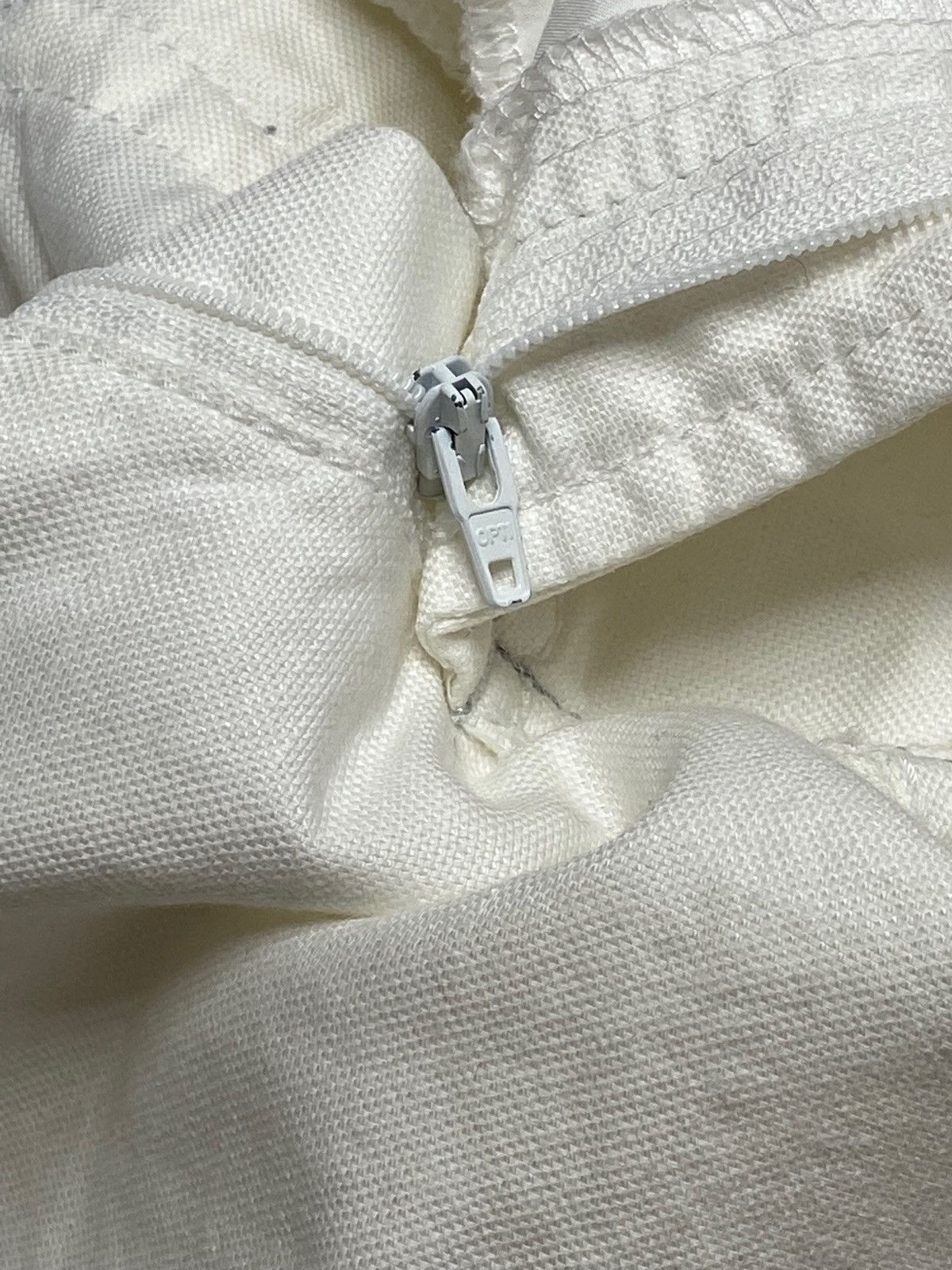 Versace Vintage VERSACE JEANS COUTURE White Denim Jeans Y2K Size US 30 / EU 46 - 8 Thumbnail