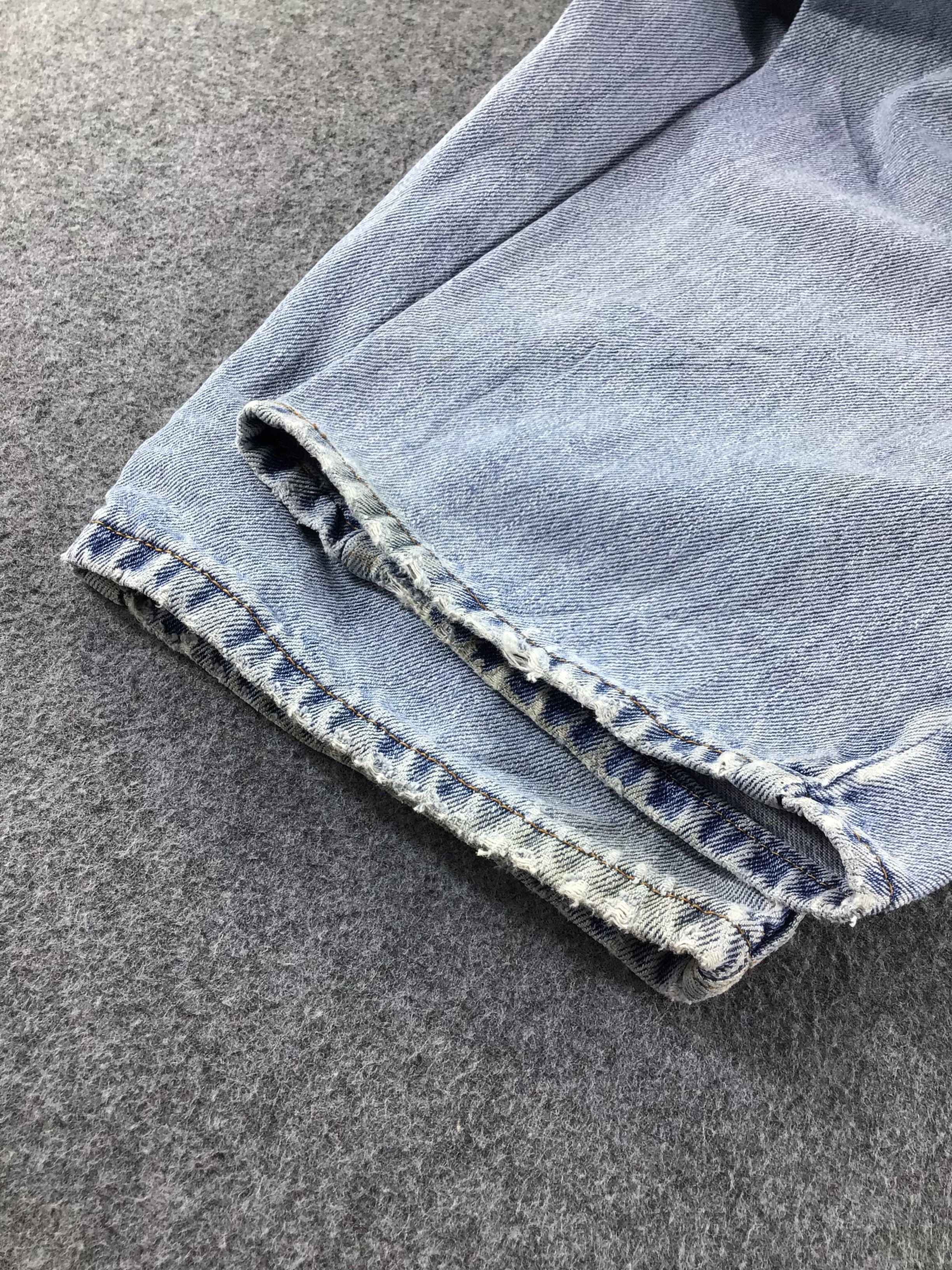 Levi's Vintage Levis 560 Jeans Medium Wash Denim -J572 Size US 40 / EU 56 - 7 Thumbnail