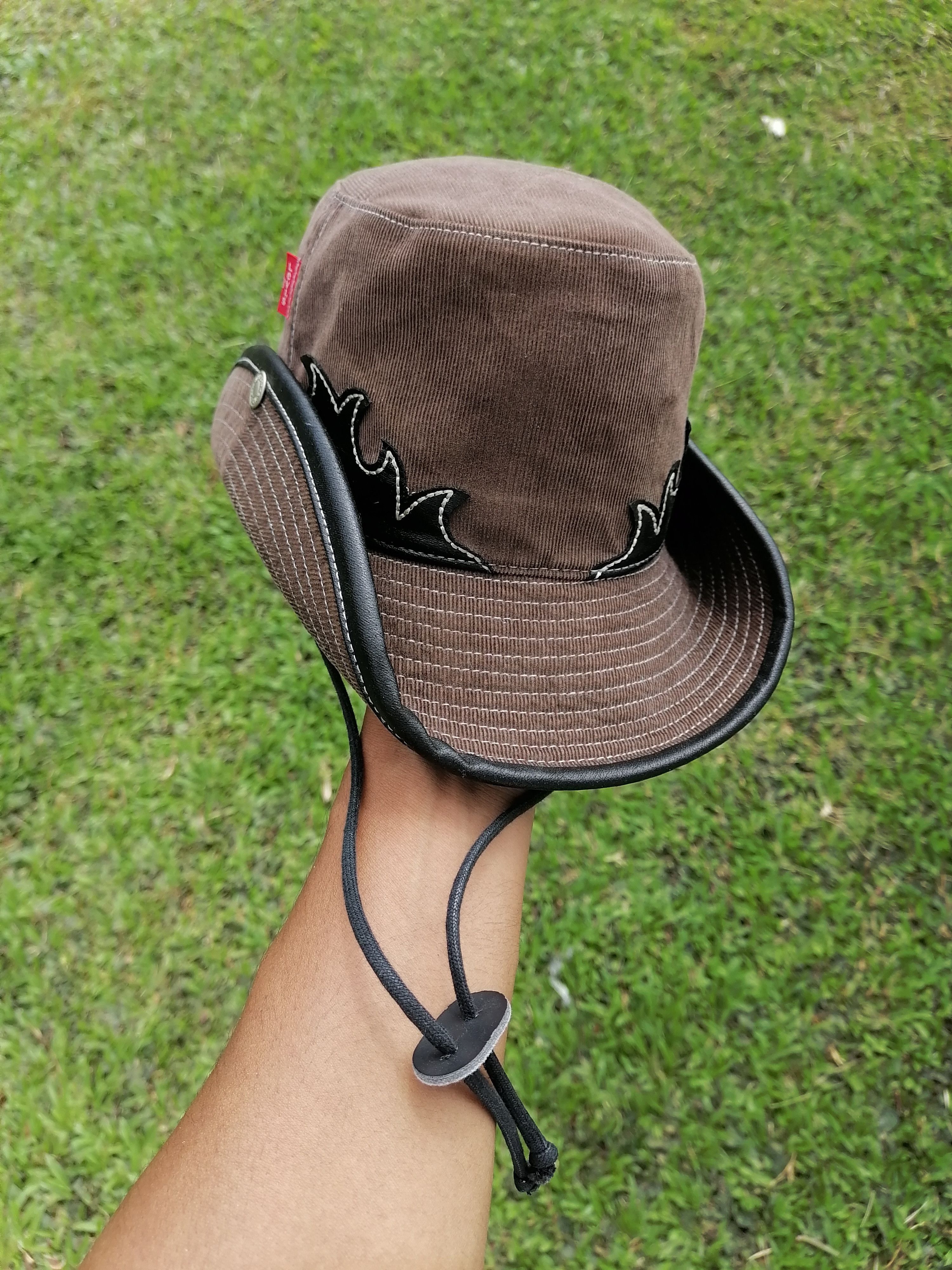Levi's × Levi's Made & Crafted × Levi's Vintage Clothing Vintage Levi's Western Corduroy Bucket Hat Kids Size ONE SIZE - 1 Thumbnail
