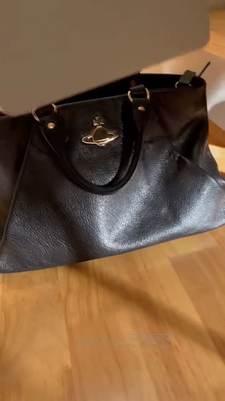 Vivienne Westwood Vivienne Westwood size os Black handbag, also available as Size ONE SIZE - 1 Thumbnail