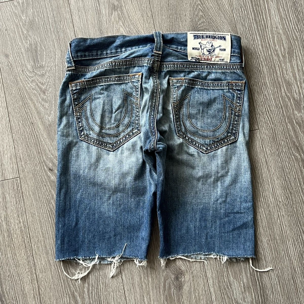 True Religion Vintage True Religion Denim Shorts Y2K Size US 31 - 1 Thumbnail
