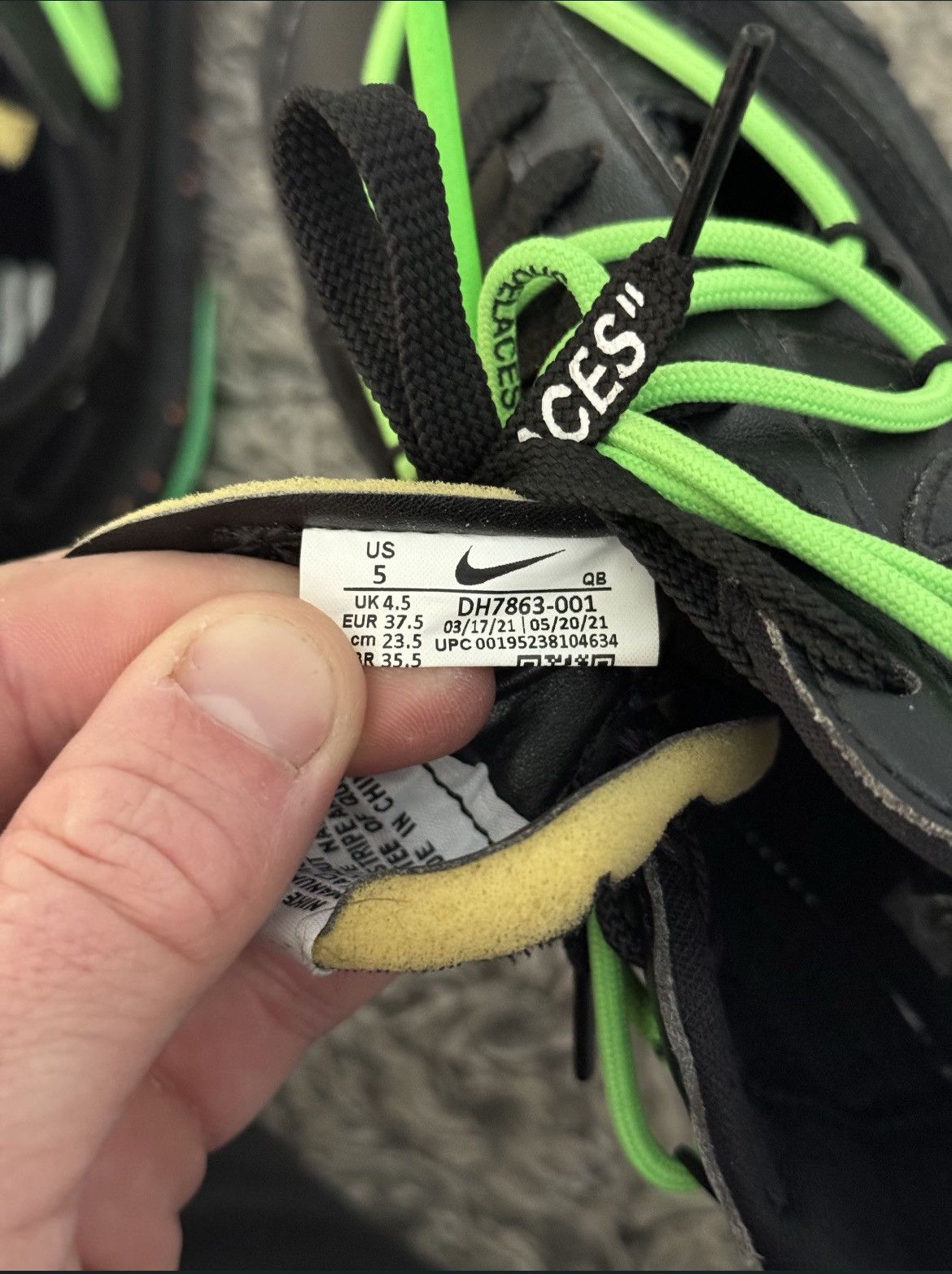 Nike × Off-White Nike Blazer Low x Off-White black & electro green sneakers Size US 7.5 / IT 37.5 - 8 Thumbnail