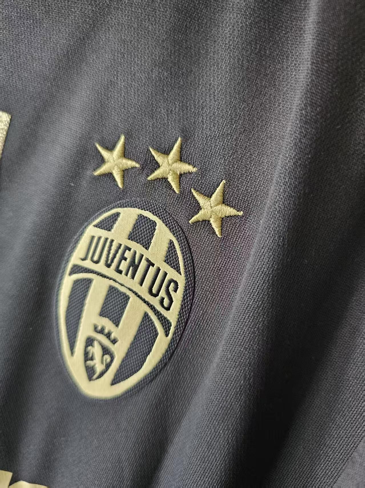 Other Juventus F.C Soccer Jersey Paul Pogba Jersey Size US M / EU 48-50 / 2 - 4 Thumbnail