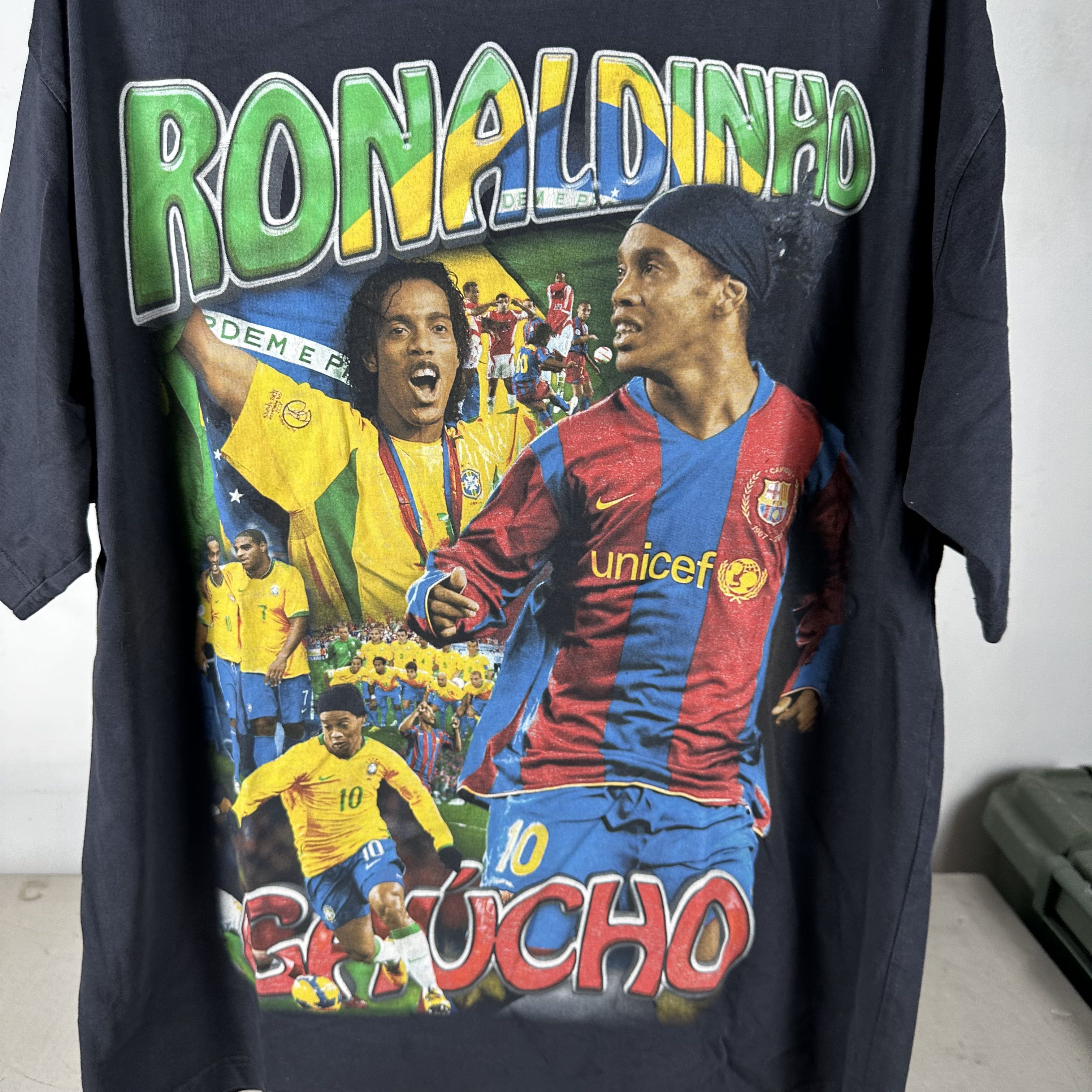 Vintage Marino Morwood Ronaldinho Gaucho Soccer Rap T-Shirt Size US XL / EU 56 / 4 - 2 Thumbnail