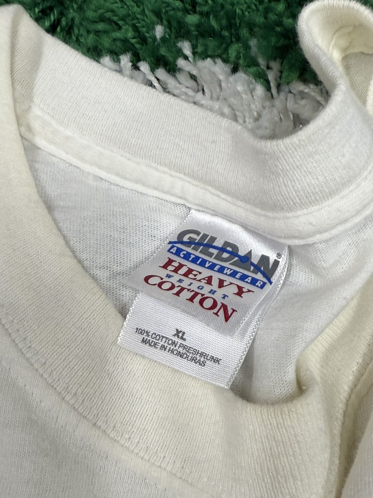 Vintage Vintage Gildan Calvary Cross Christ Church Logo White Tee XL Size US XL / EU 56 / 4 - 4 Thumbnail