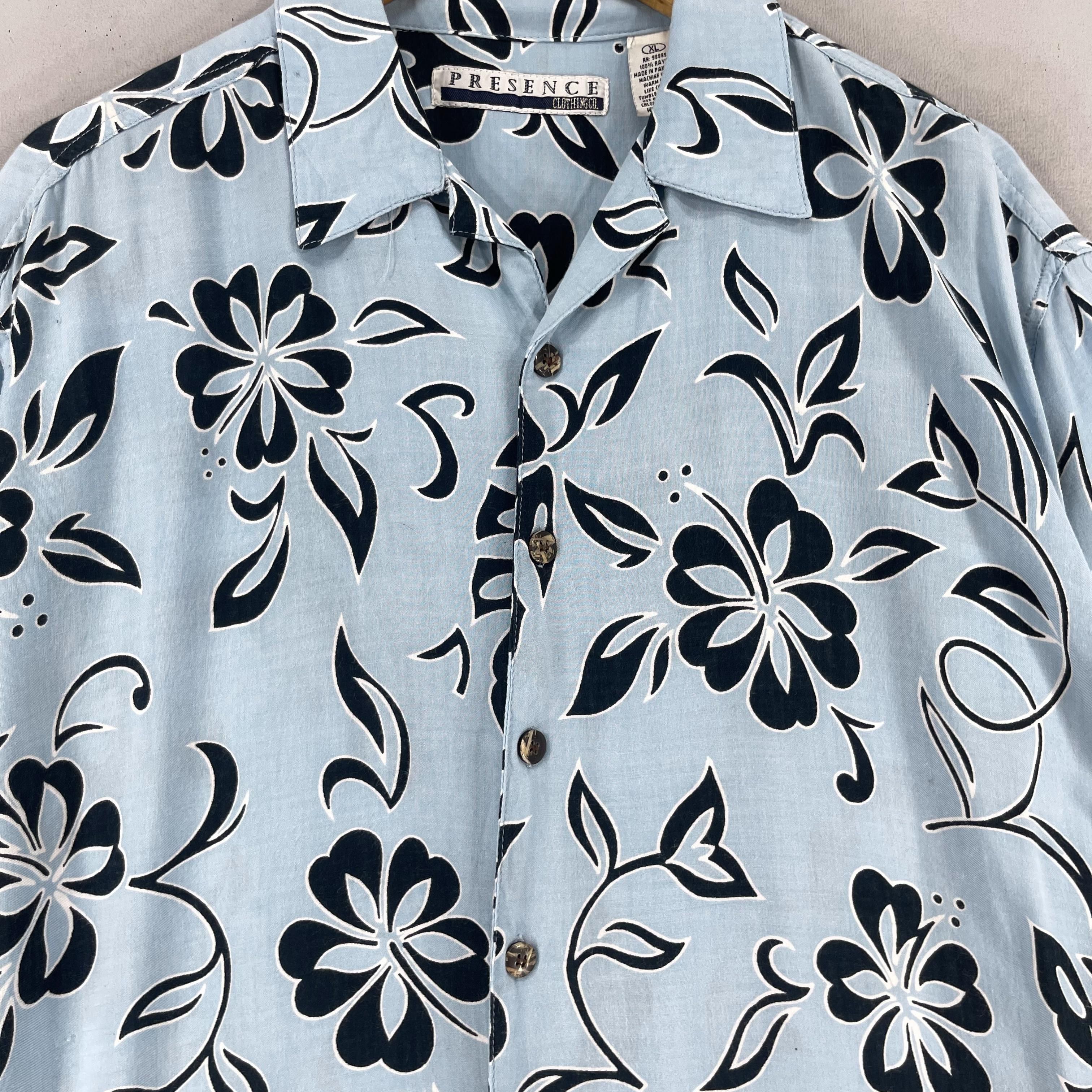 Japanese Brand Vintage Hawaiian Hibiscus Floral Motive Rayon Button Up Size US L / EU 52-54 / 3 - 2 Thumbnail