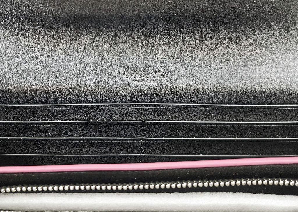 Coach original COACH black with pink trim long wallet like new Size ONE SIZE - 2 Thumbnail