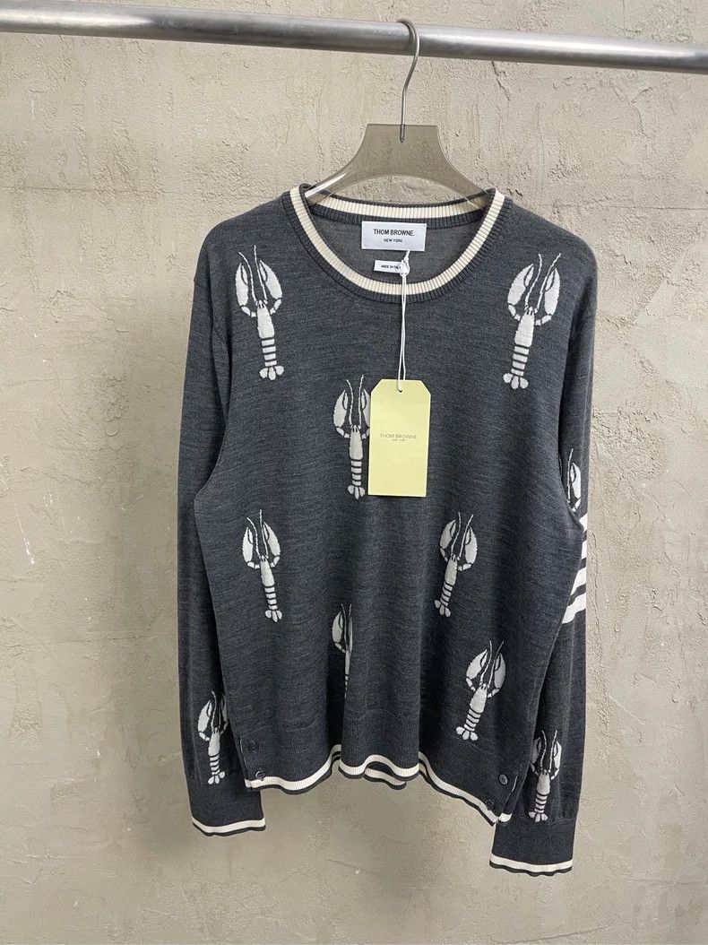 Thom Browne Thom browne Gray show lobster limited four-striped wool swe Size US L / EU 52-54 / 3 - 1 Thumbnail