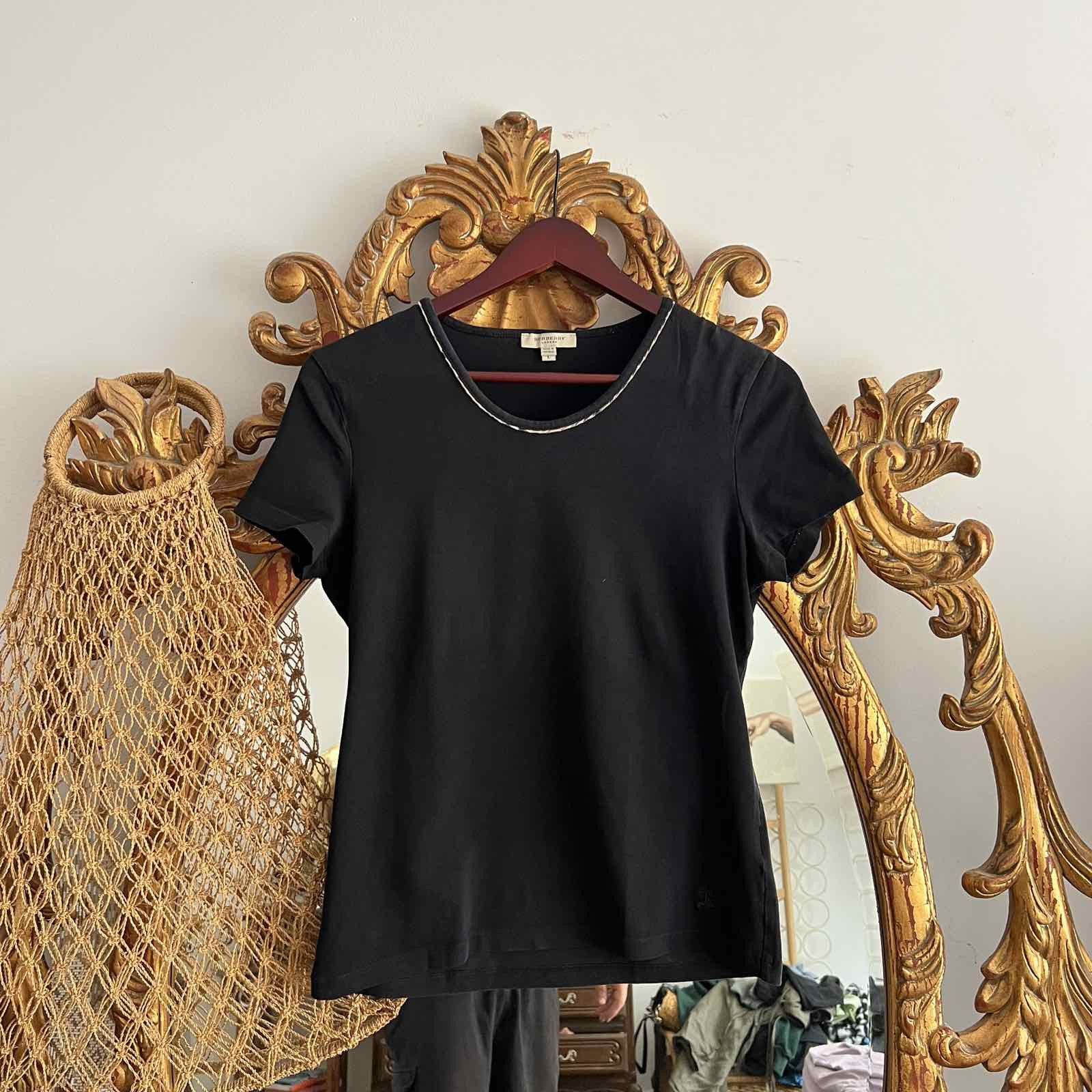 Burberry Burberry Tee logo women’s Black t shirt Sz L Size L / US 10 / IT 46 - 1 Thumbnail
