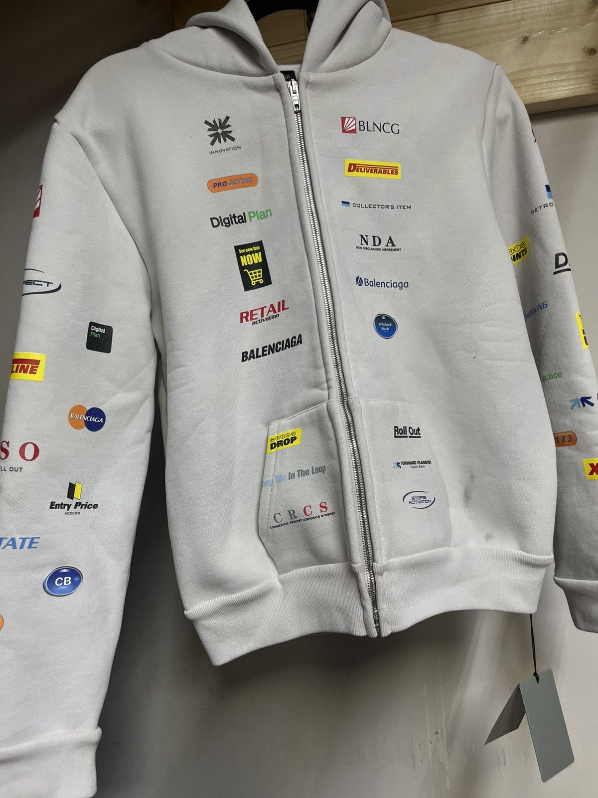 Balenciaga Balenciaga Business zip up hoodie logo xxl Size US XXL / EU 58 / 5 - 2 Thumbnail