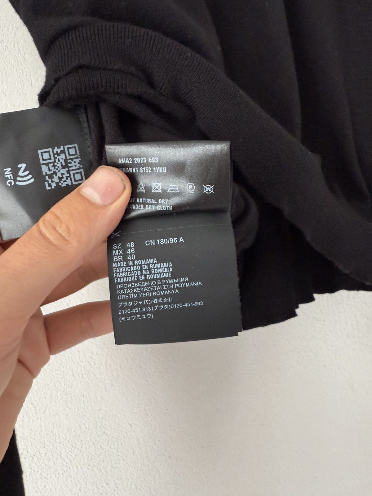Prada Fine Cotton Crewneck Sweater in Black Size US M / EU 48-50 / 2 - 8 Thumbnail