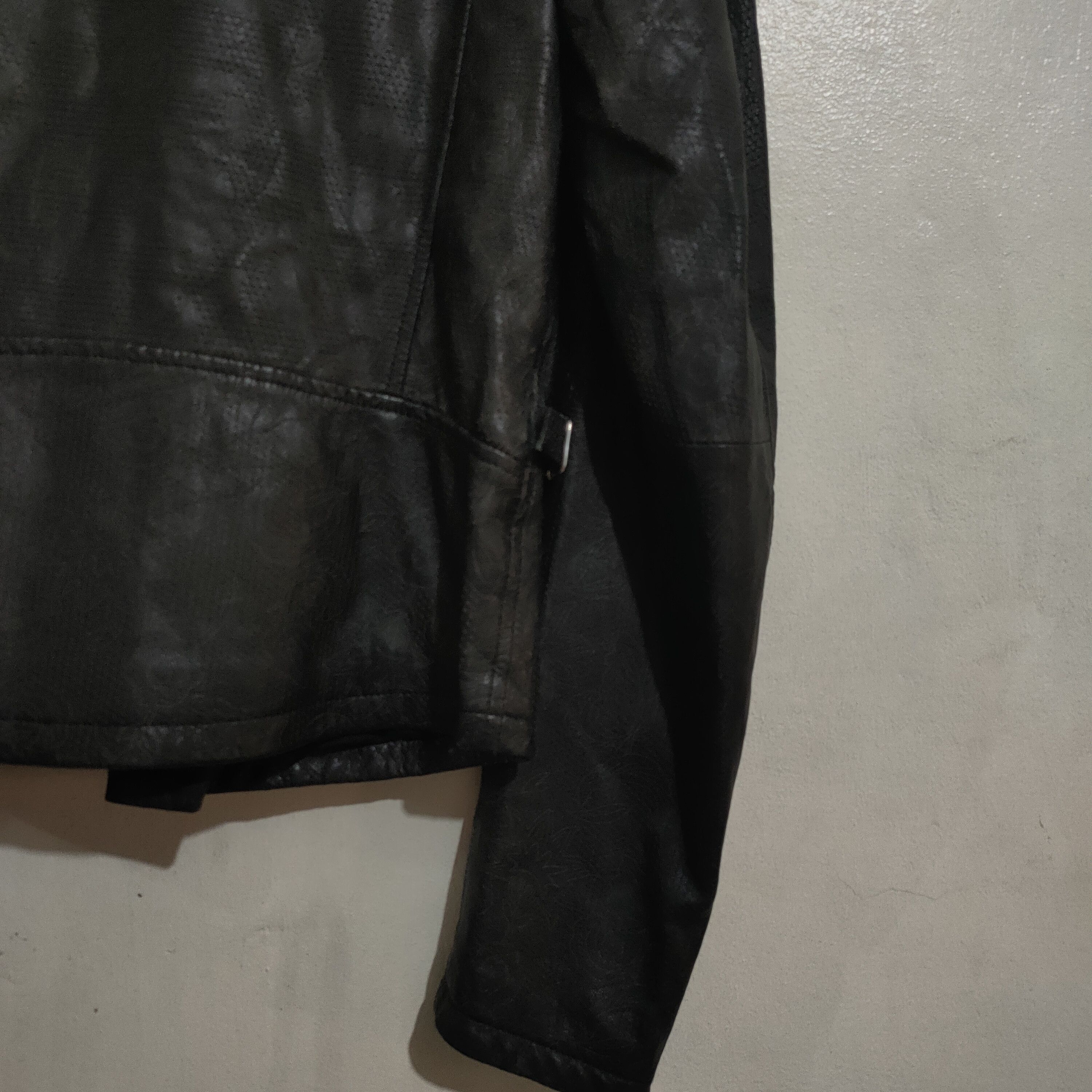 Emporio Armani Emporio Armani Size US M / EU 48-50 / 2 - 17 Thumbnail