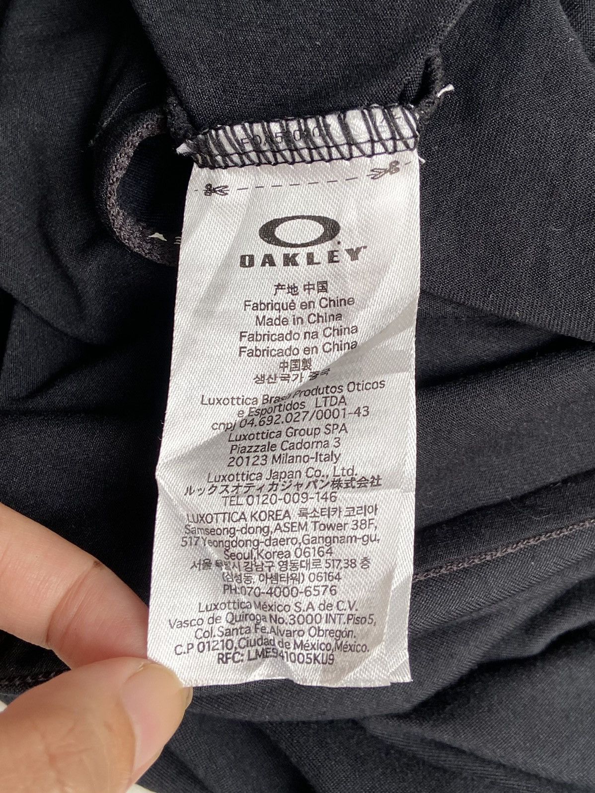 Oakley OAKLEY Black Long T-shirt Size US L / EU 52-54 / 3 - 7 Thumbnail