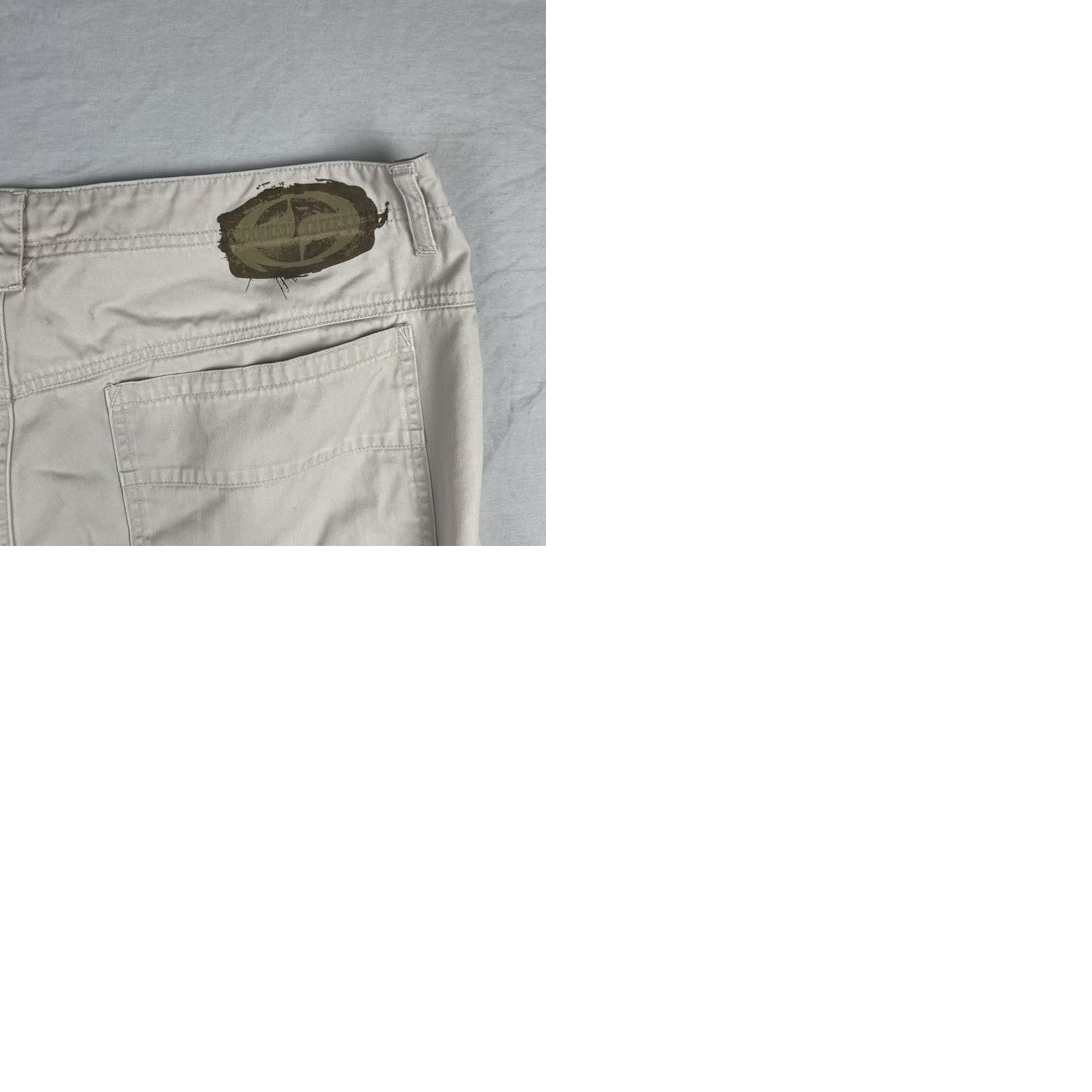 Vintage VINTAGE Split Cargo Shorts Mens 38 Khaki Multi Pocket Utility Skater Grunge Y2K Size US 38 / EU 54 - 10 Thumbnail
