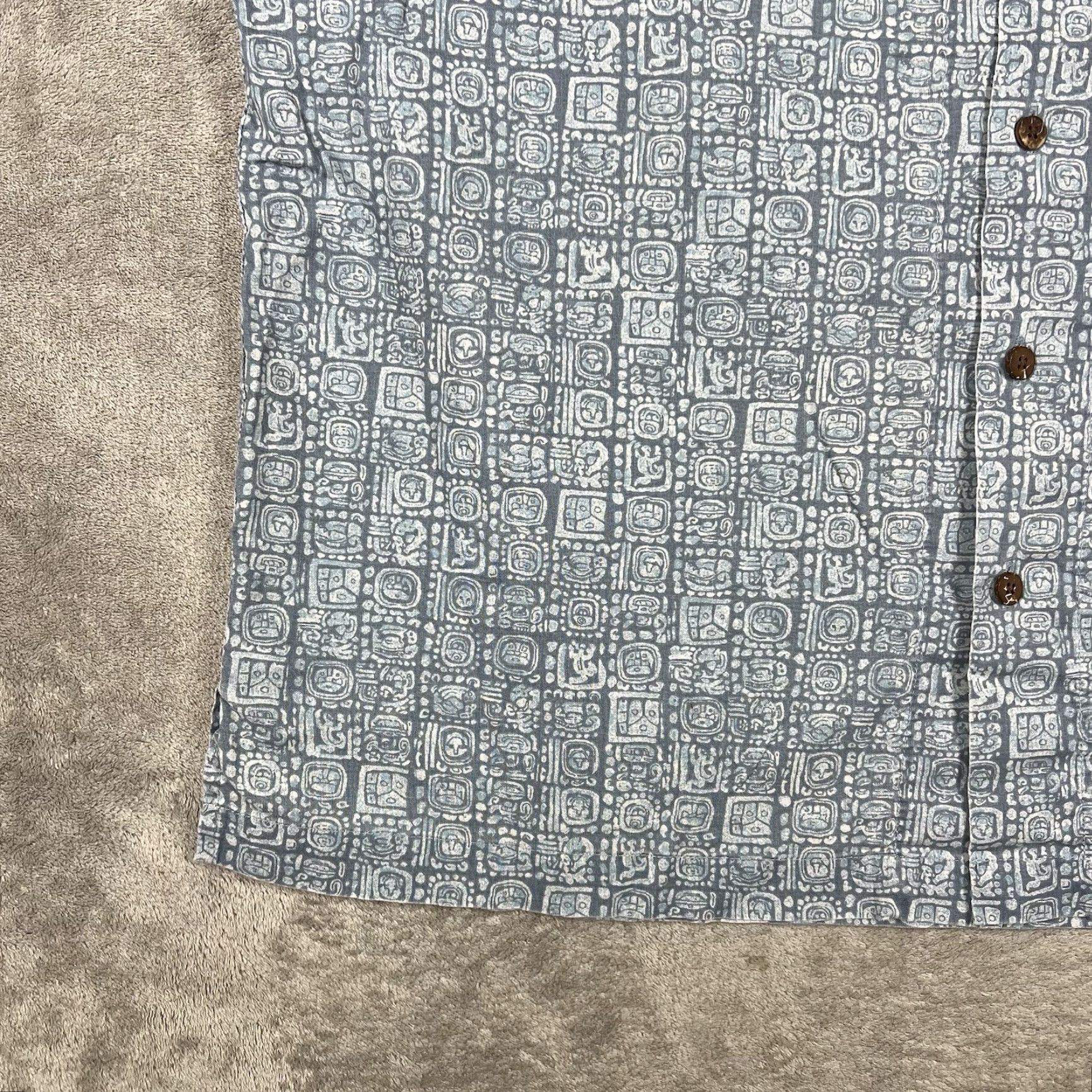 Vintage LL Bean Button Up Shirt Men's M Blue Mayan Pattern Short Sleeve Tribal Graphic Print Casual Travel Size US M / EU 48-50 / 2 - 3 Thumbnail