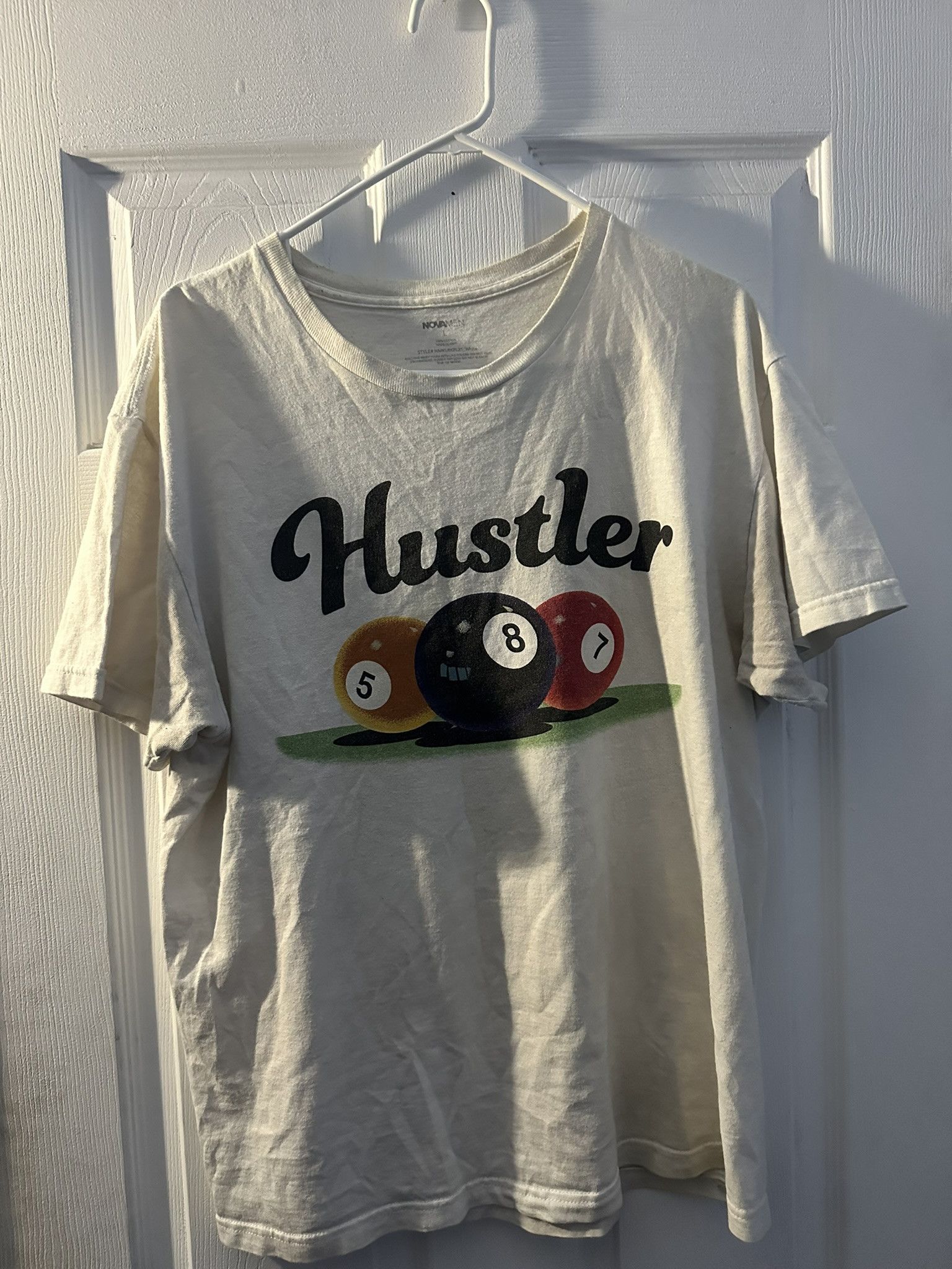 Fashion Nova Fashion Nova Hustler Beige Graphic T-Shirt Size US L / EU 52-54 / 3 - 1 Thumbnail