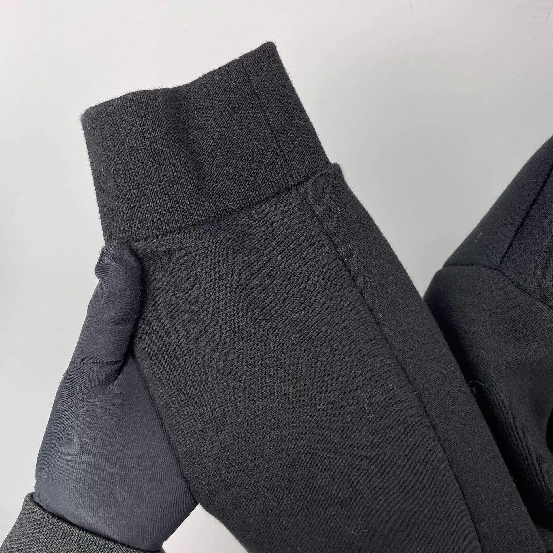Louis Vuitton LV space cotton black M jacket no accessories Size M / US 6-8 / IT 42-44 - 2 Thumbnail