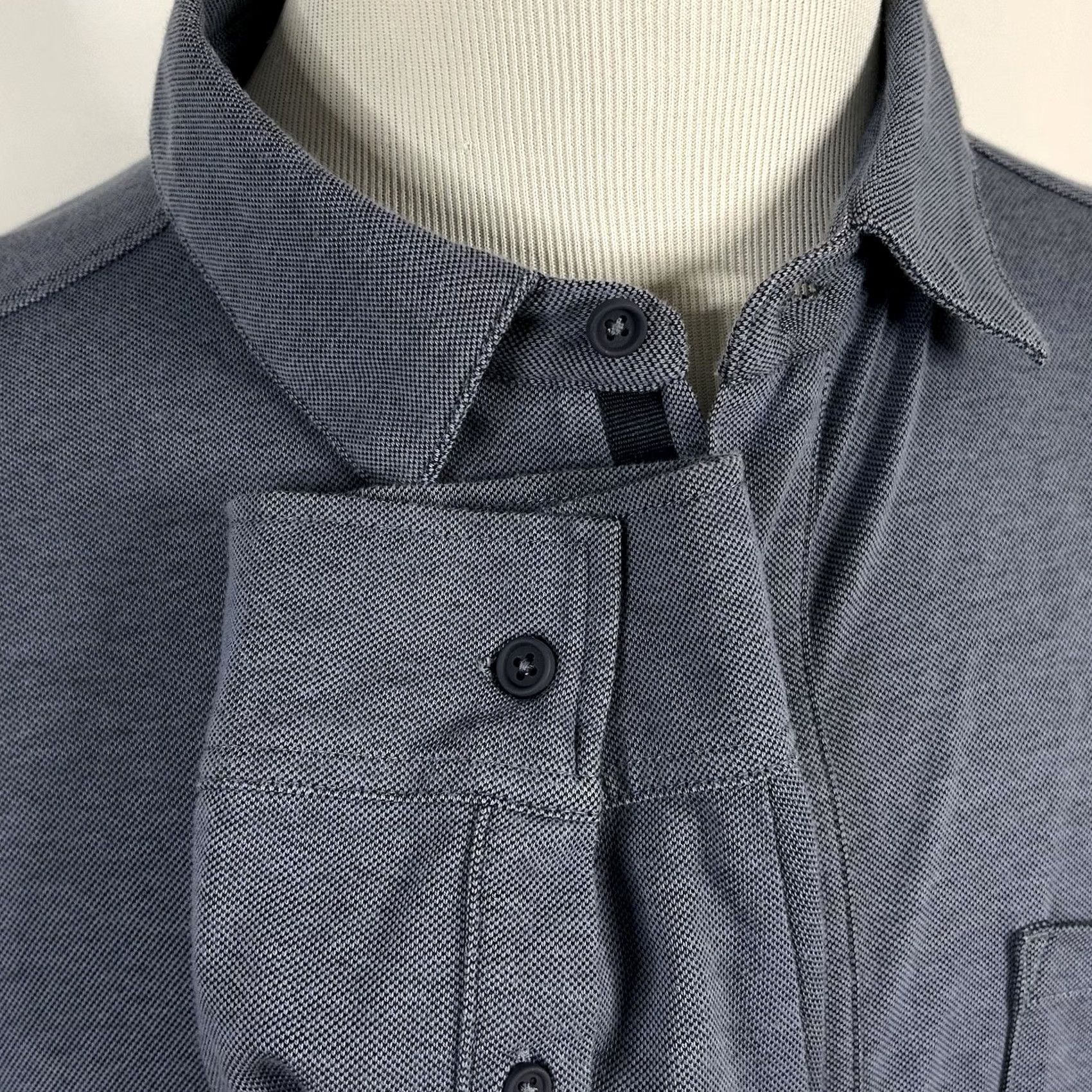 Vintage VRST XL Limitless Shirt Blue Gray Cotton Blend Button-Front Outdoor Casual Shirt Men XL Blue Cotton Blend Button-Front VRST Size US XL / EU 56 / 4 - 4 Thumbnail